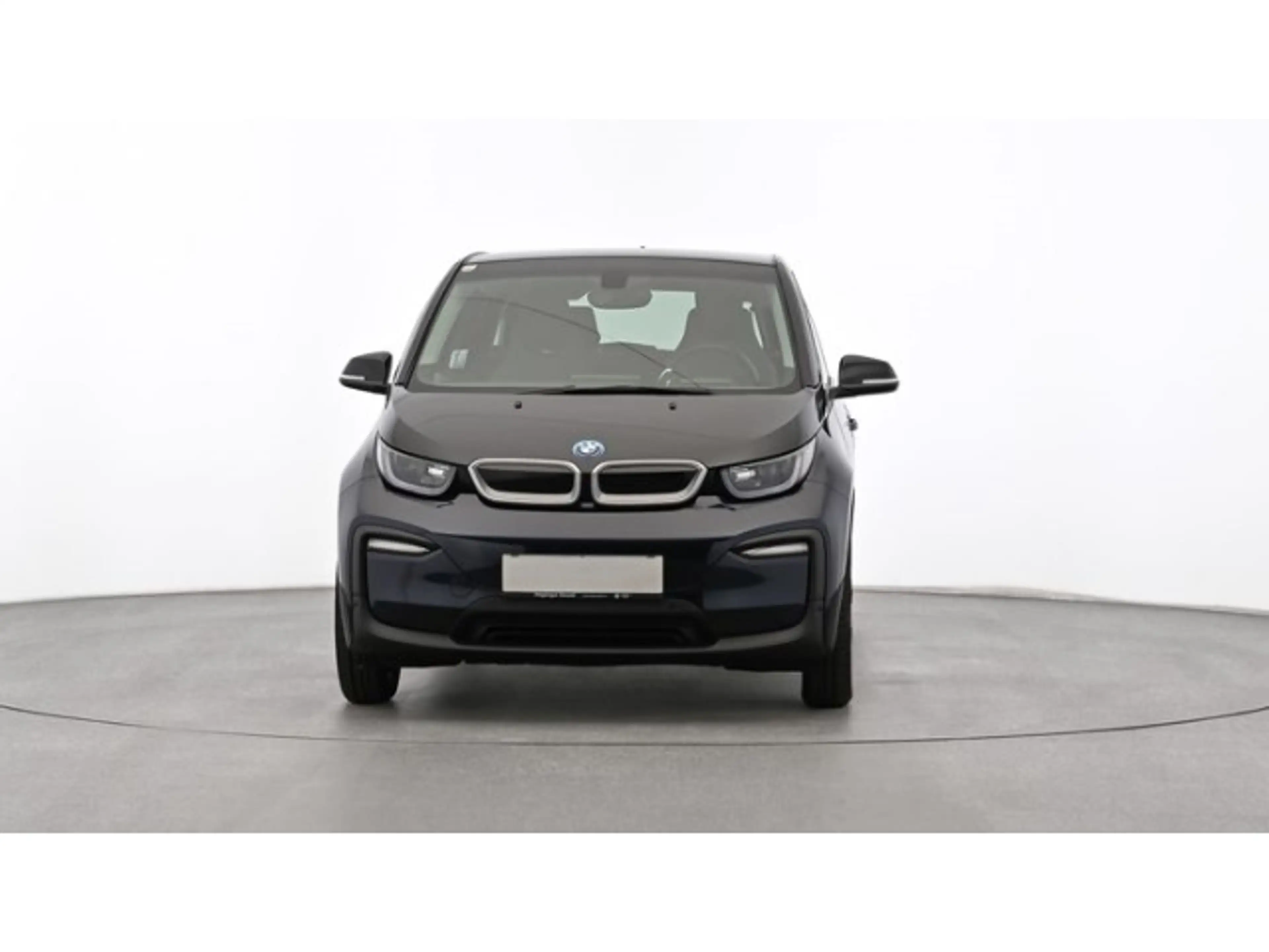 BMW i3 120Ah +NAVI+SHZ+PDC+CAM+DAB+BT+AUX+BC+MFL+ALU+ — photo 2