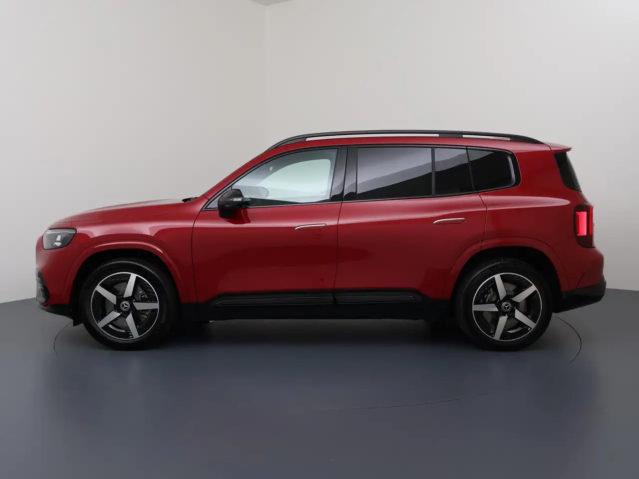Mercedes-Benz GLB 2026