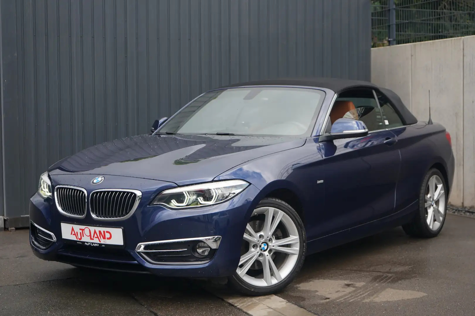 BMW 220 220i Luxury Line Navi Totwinkel Leder Keyless-Go Blauw - 2