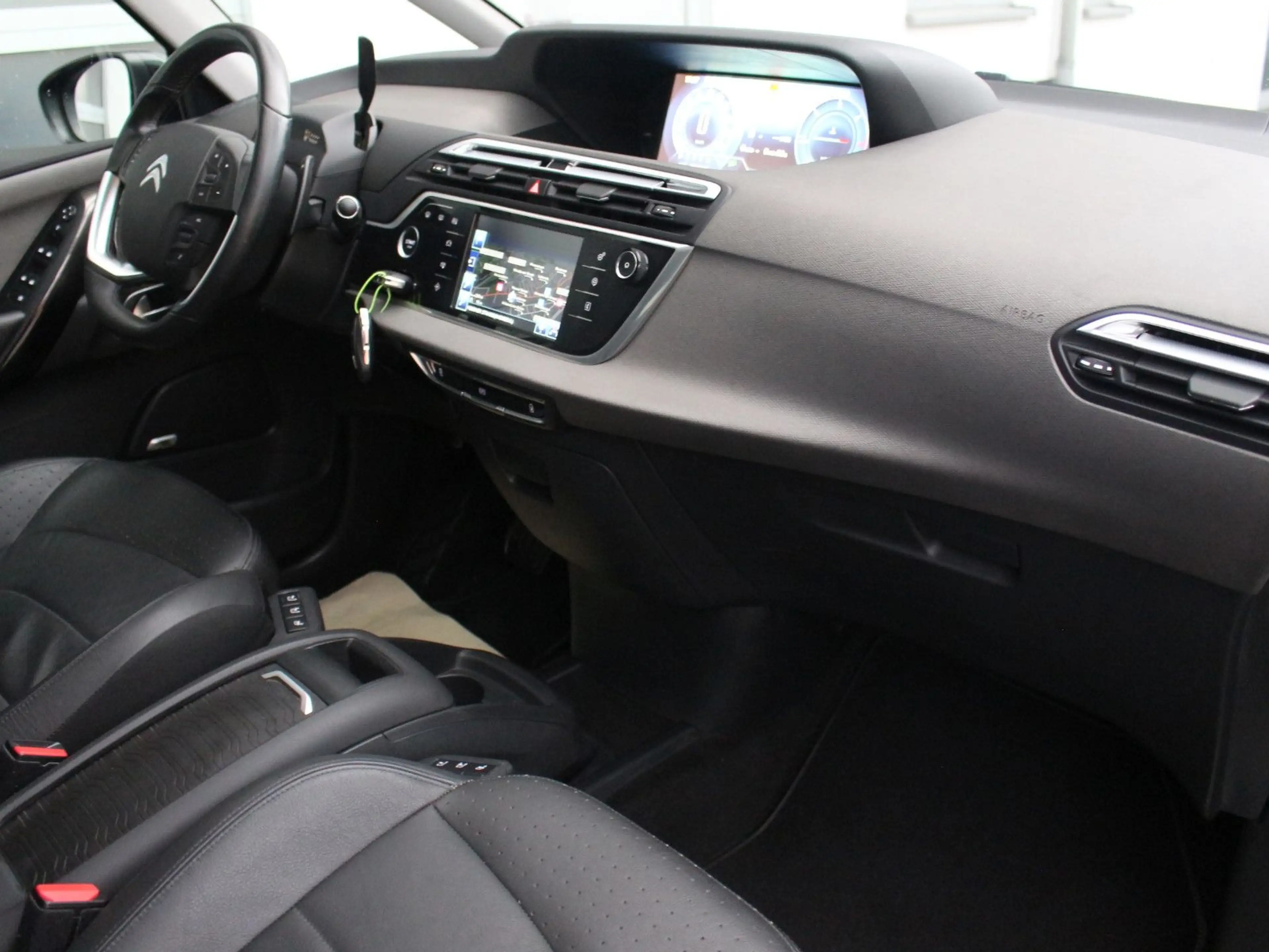 Citroen Grand C4 Picasso Grand C4 Spacetourer Exclusive 2.0 HDi 7-Si. AHK — photo 9