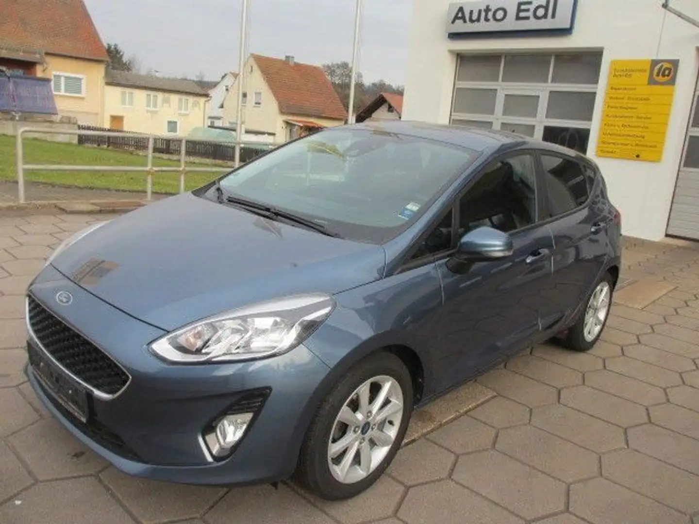 Ford Fiesta Cool & Connect, Navi, Winterpaket Blau - 2