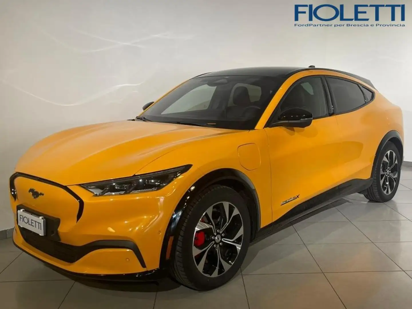 Ford Mustang Mach-E AWD Eletttrico Extended 370CV Premium Orange - 1