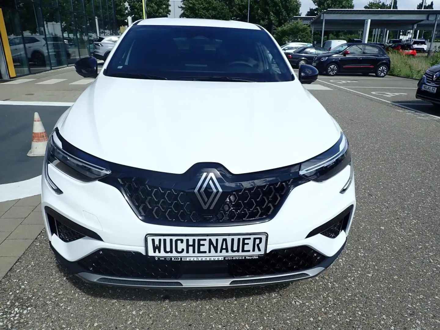 Renault Arkana TECHNO Mild Hybrid 140 EDC/GJR Weiß - 2