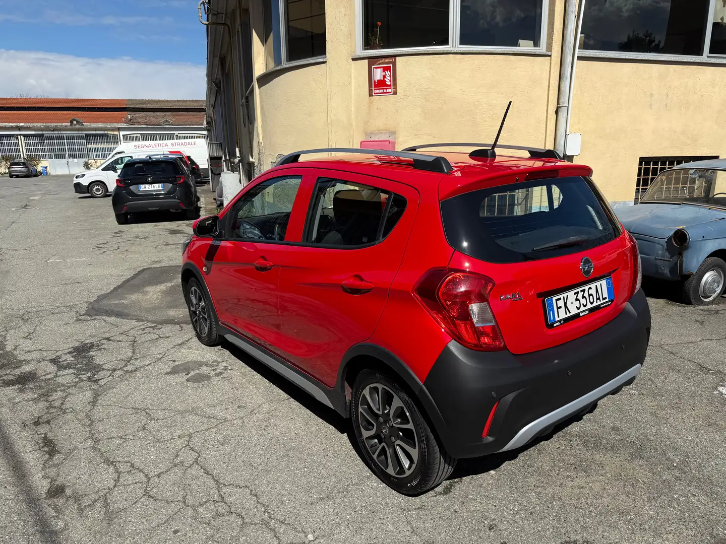 Opel Karl 1.0 rock 75cv - 2