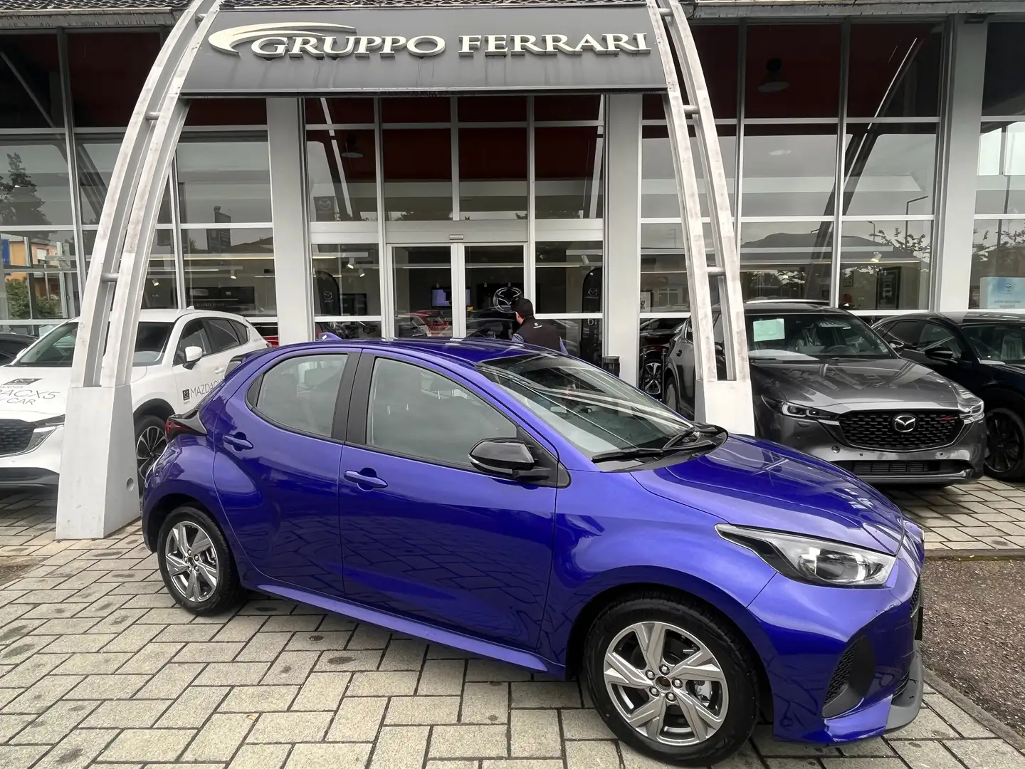 Mazda 2 2 1.5 vvt full hybrid Exclusive Line e-cvt Blu/Azzurro - 2