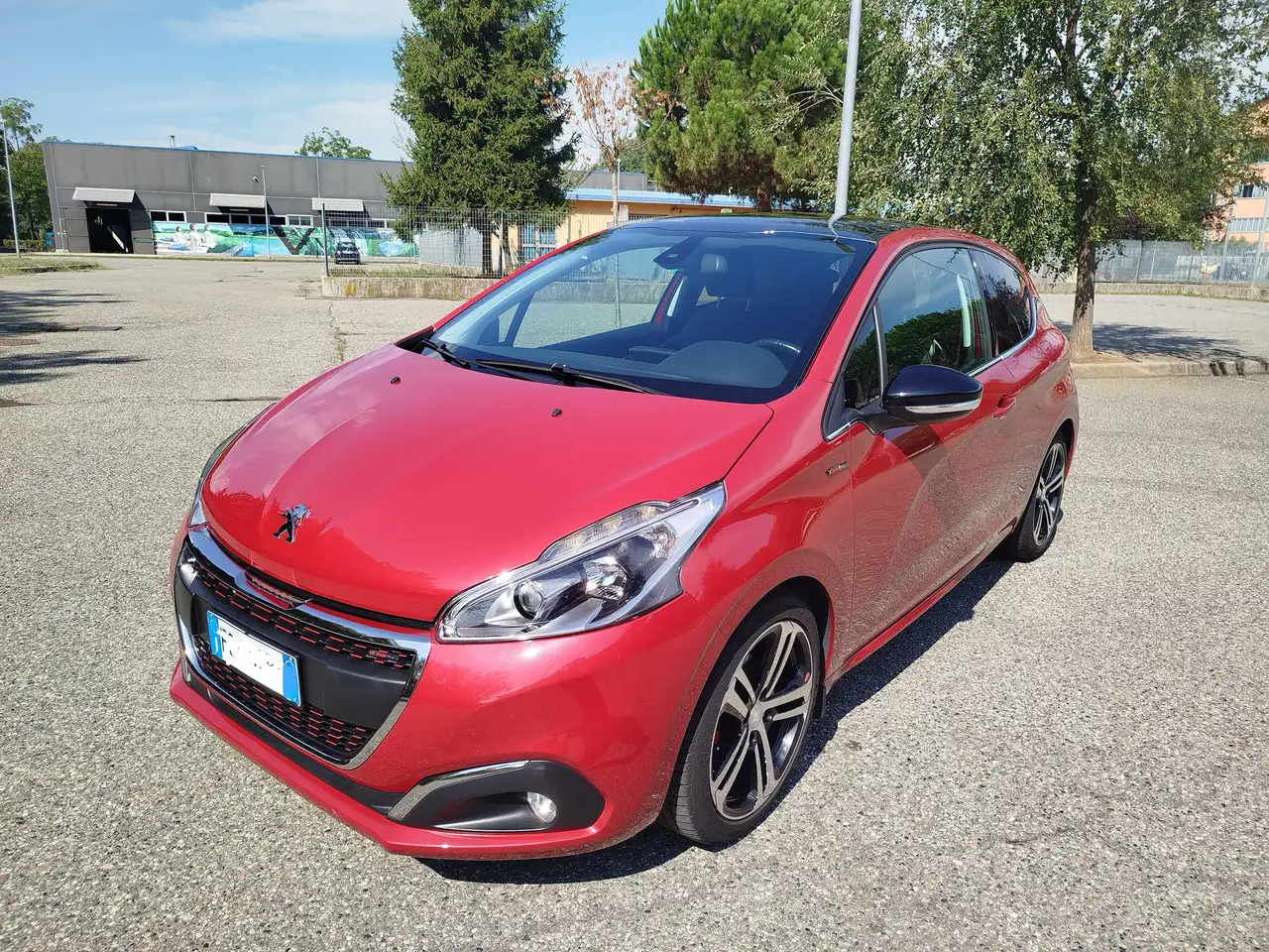 Peugeot 208