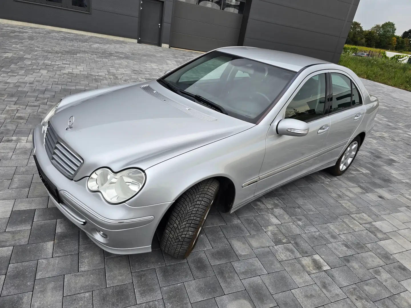 Mercedes-Benz C 200 C 200 Kompressor (203.042) Silber - 2