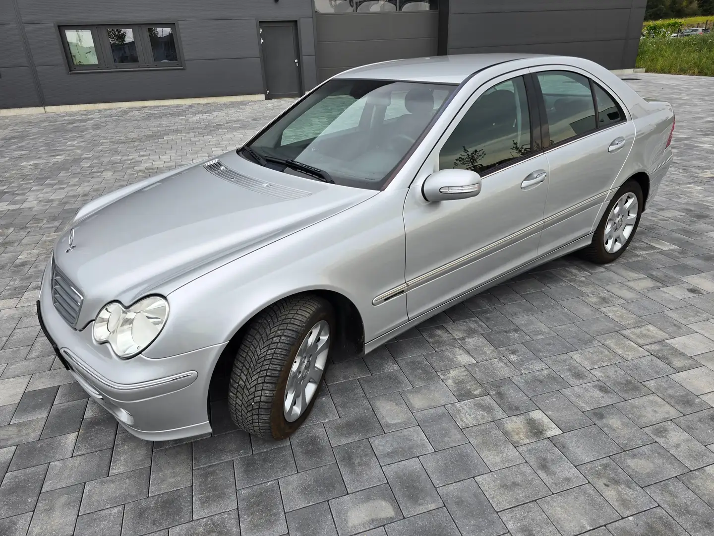 Mercedes-Benz C 200 C 200 Kompressor (203.042) Silber - 1
