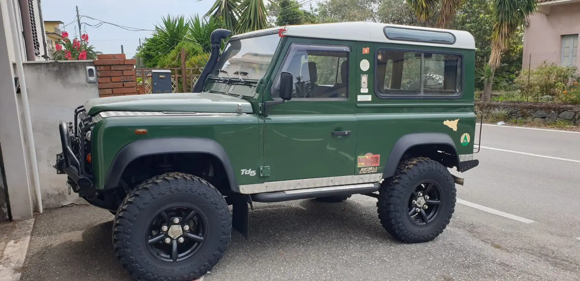 Land Rover Defender Defender V 1990 90 90 2.5 td5 E SW Vert - 2