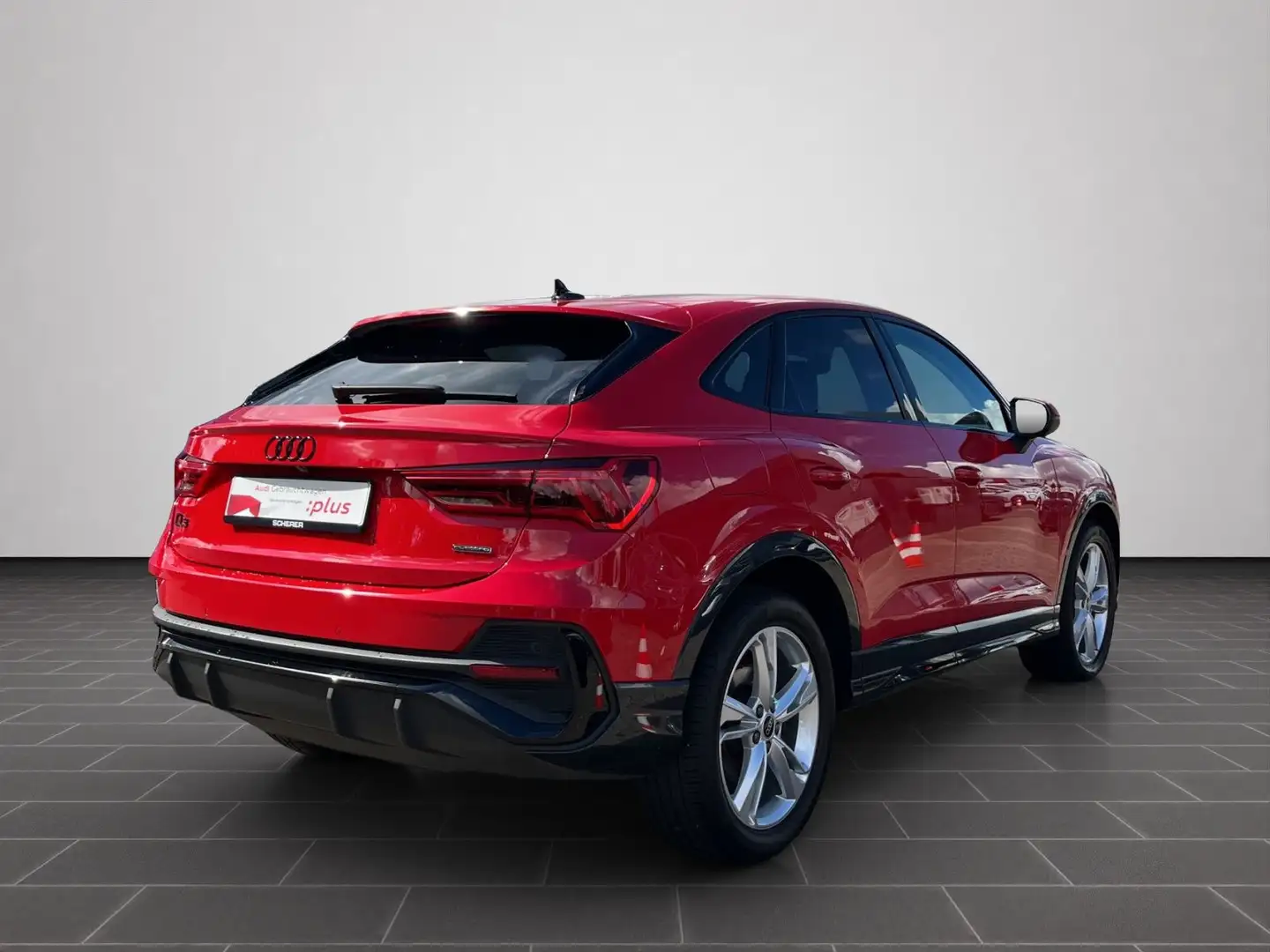 Audi Q3 45 2.0 TFSI 360°KAMERA MATRIX AHK O Rot - 2