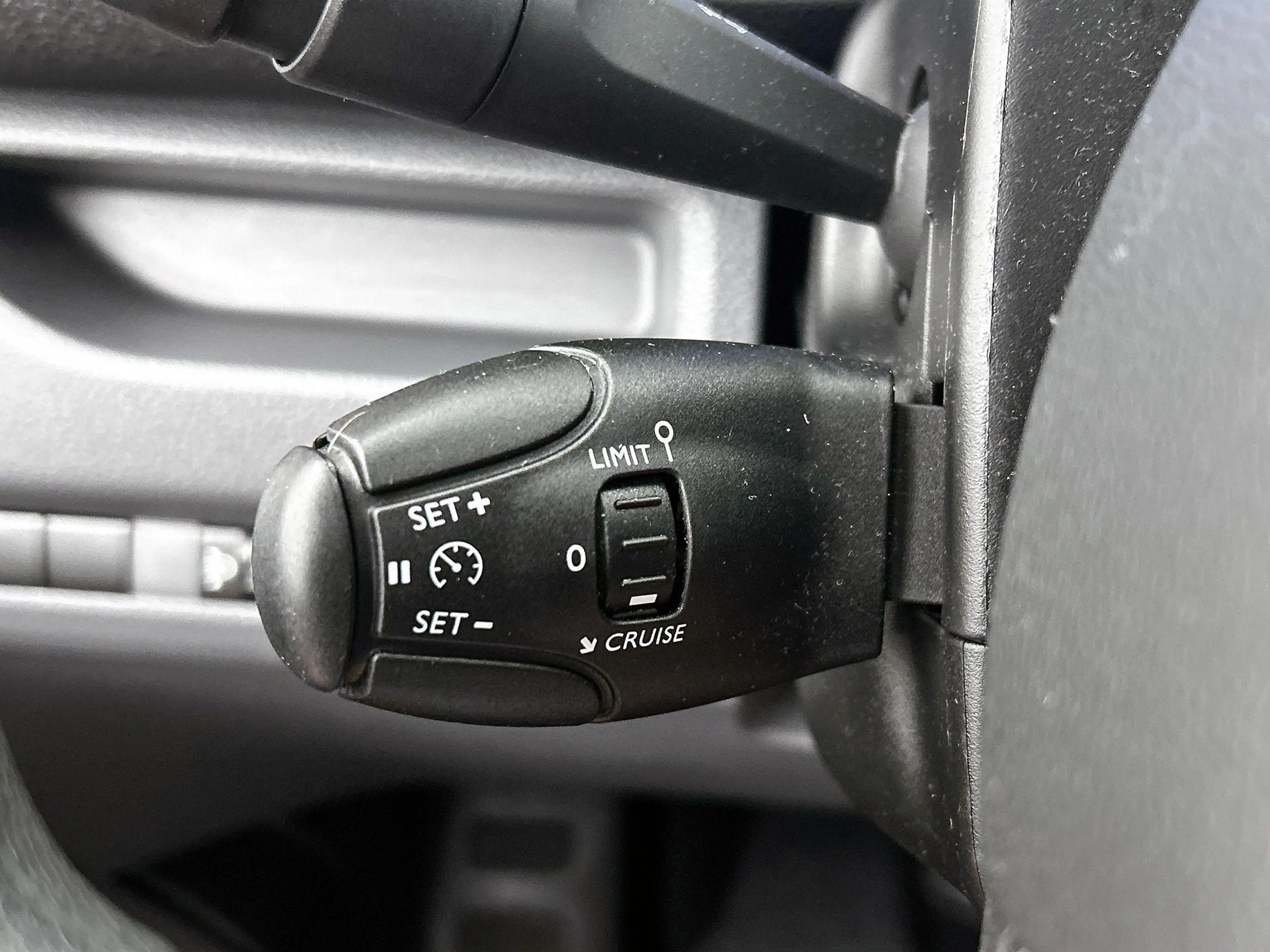 Opel Vivaro-e Combi L2H1 75 kWh Taxi voorbereid(type goedkeuring — photo 6