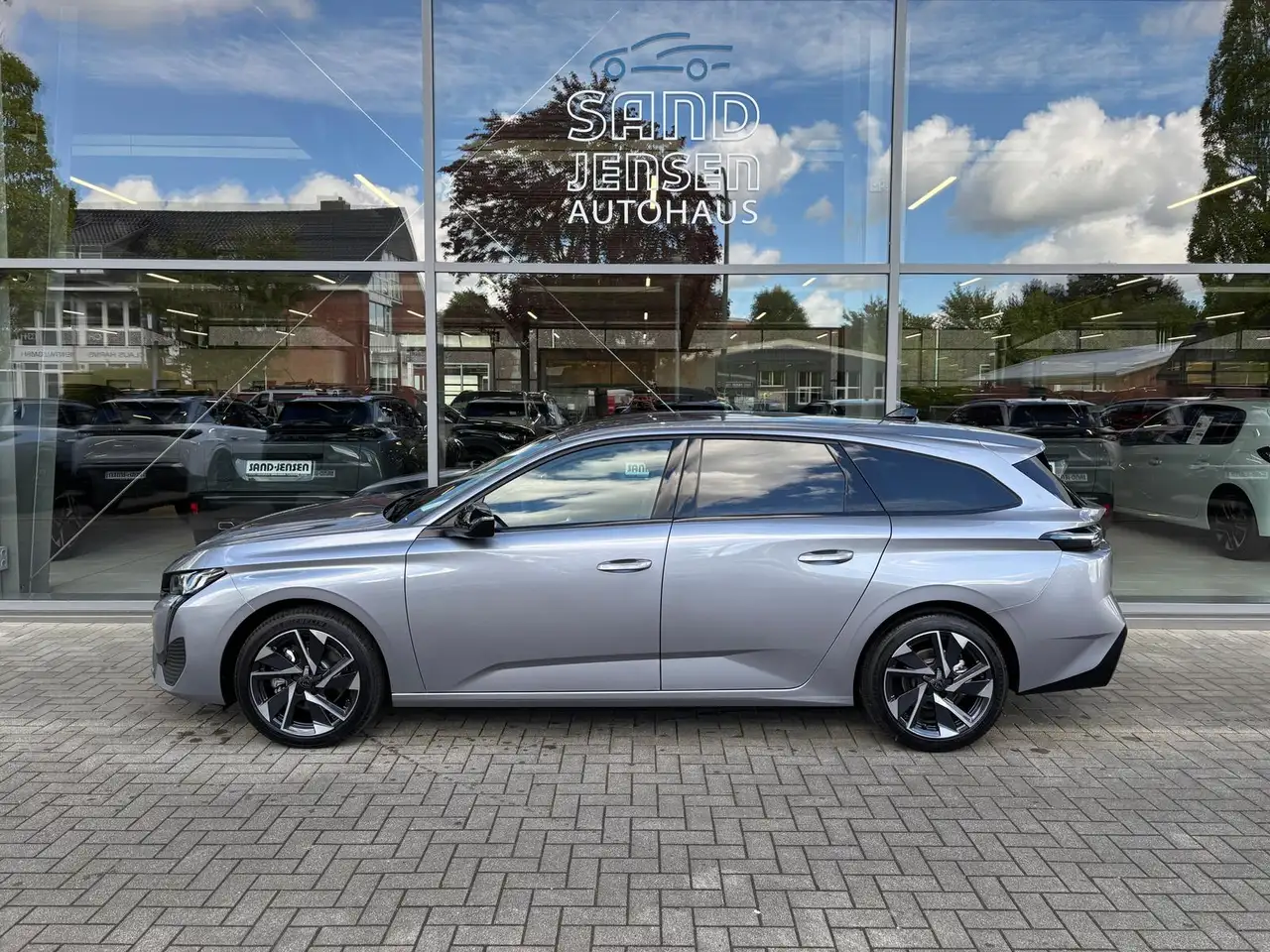 Peugeot 308 SW Allure BHDi 130 EAT8 ACC Winter Navi LED, миниатюра 3