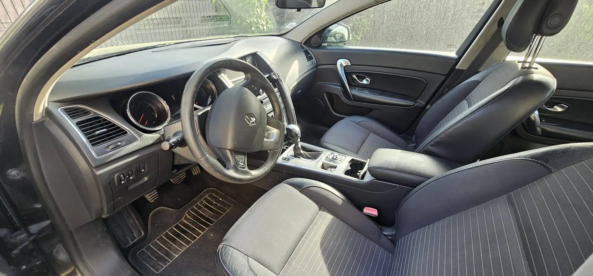Renault Latitude Latitude dCi 150 FAP Initiale - 2
