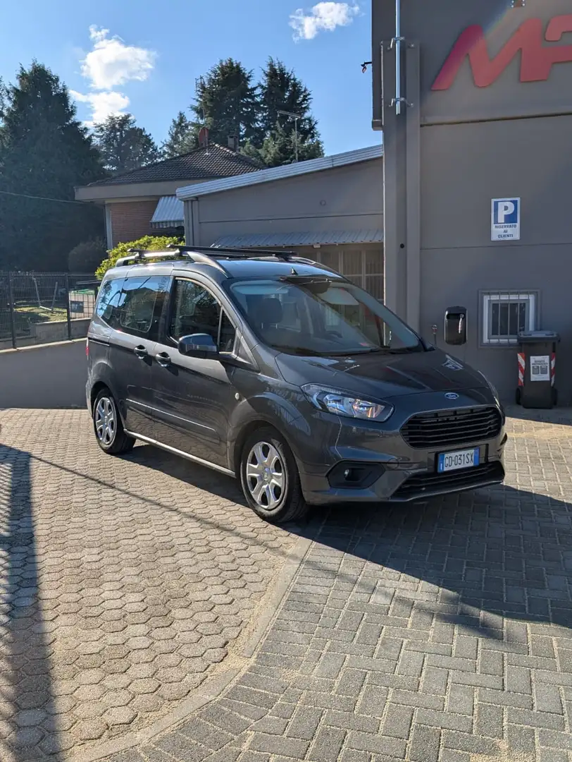 Ford Tourneo Courier Tourneo Courier B460 Gris - 1