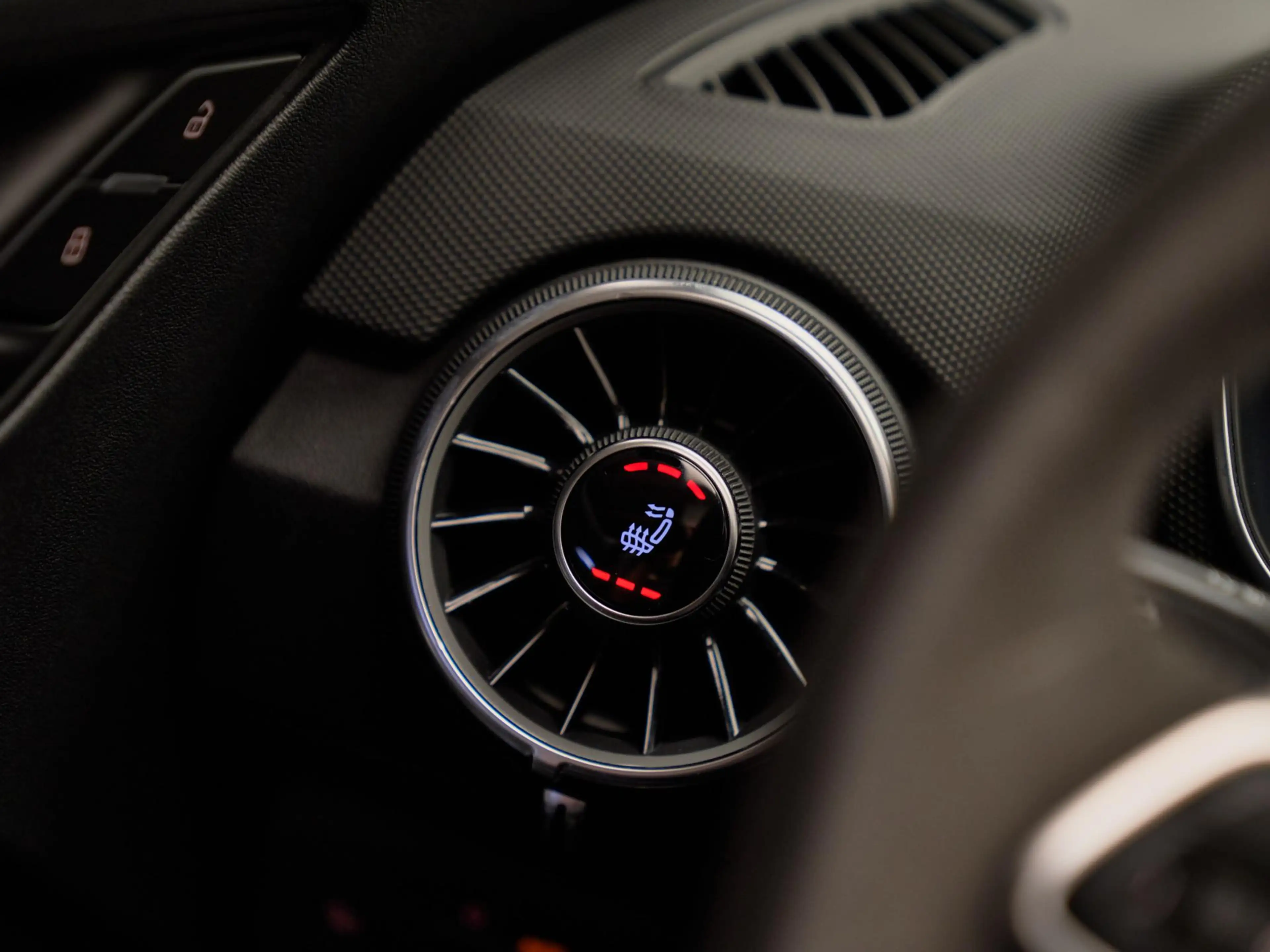 Audi TT RS Roadster 2.5 TFSI Quattro , B&O, magnetic, matrix- — photo 22