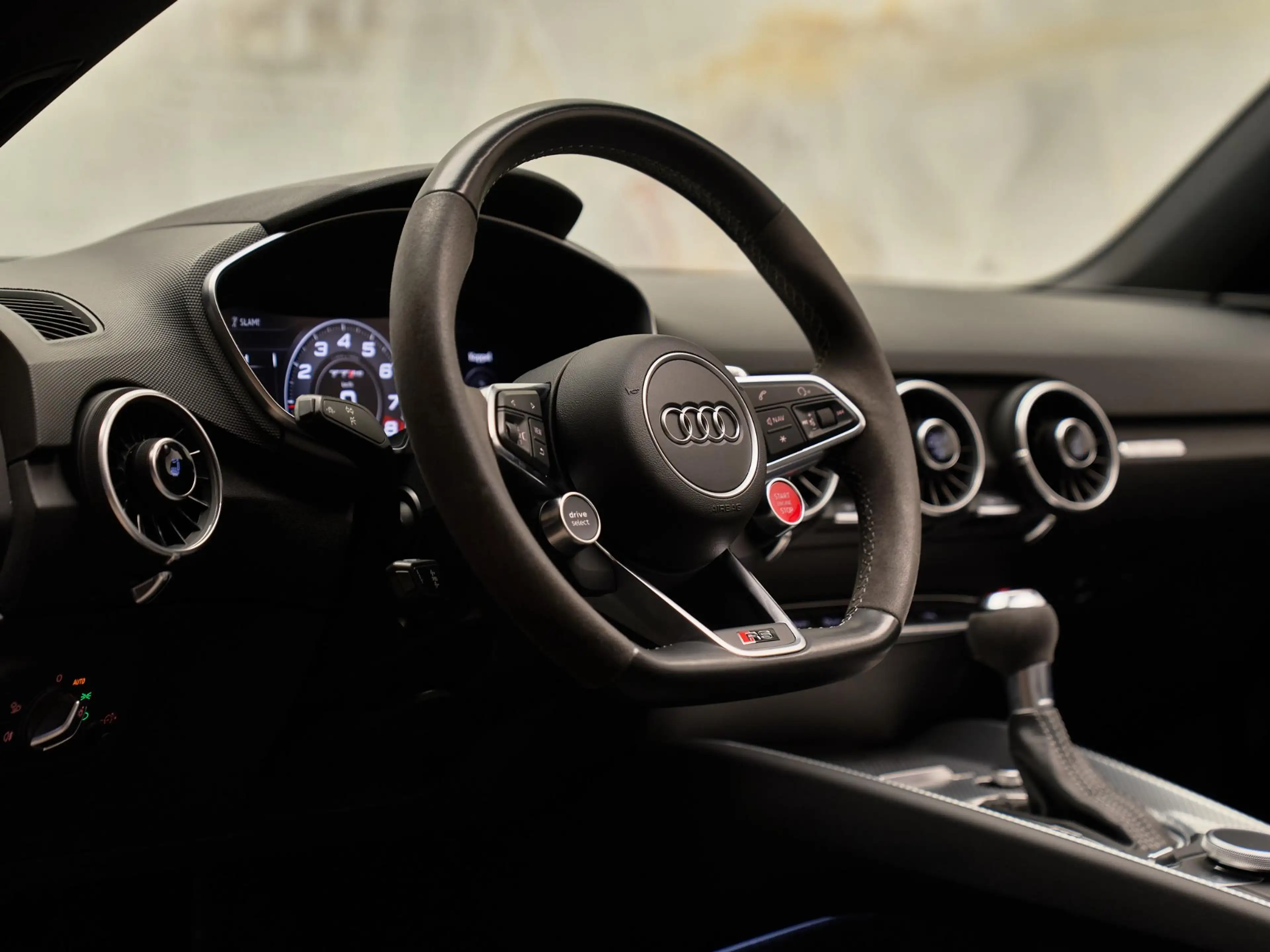 Audi TT RS Roadster 2.5 TFSI Quattro , B&O, magnetic, matrix- — photo 15