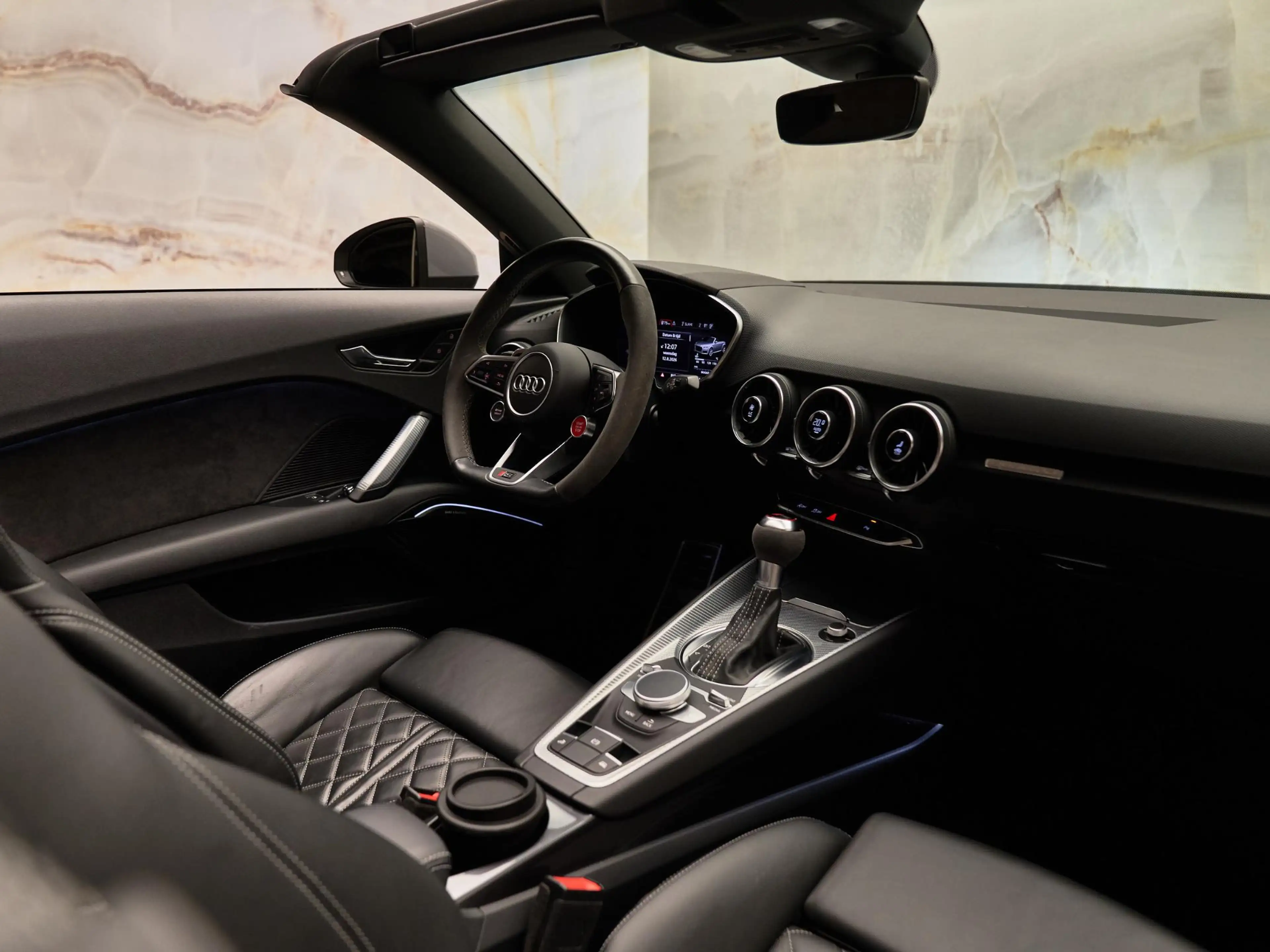Audi TT RS Roadster 2.5 TFSI Quattro , B&O, magnetic, matrix- — photo 8