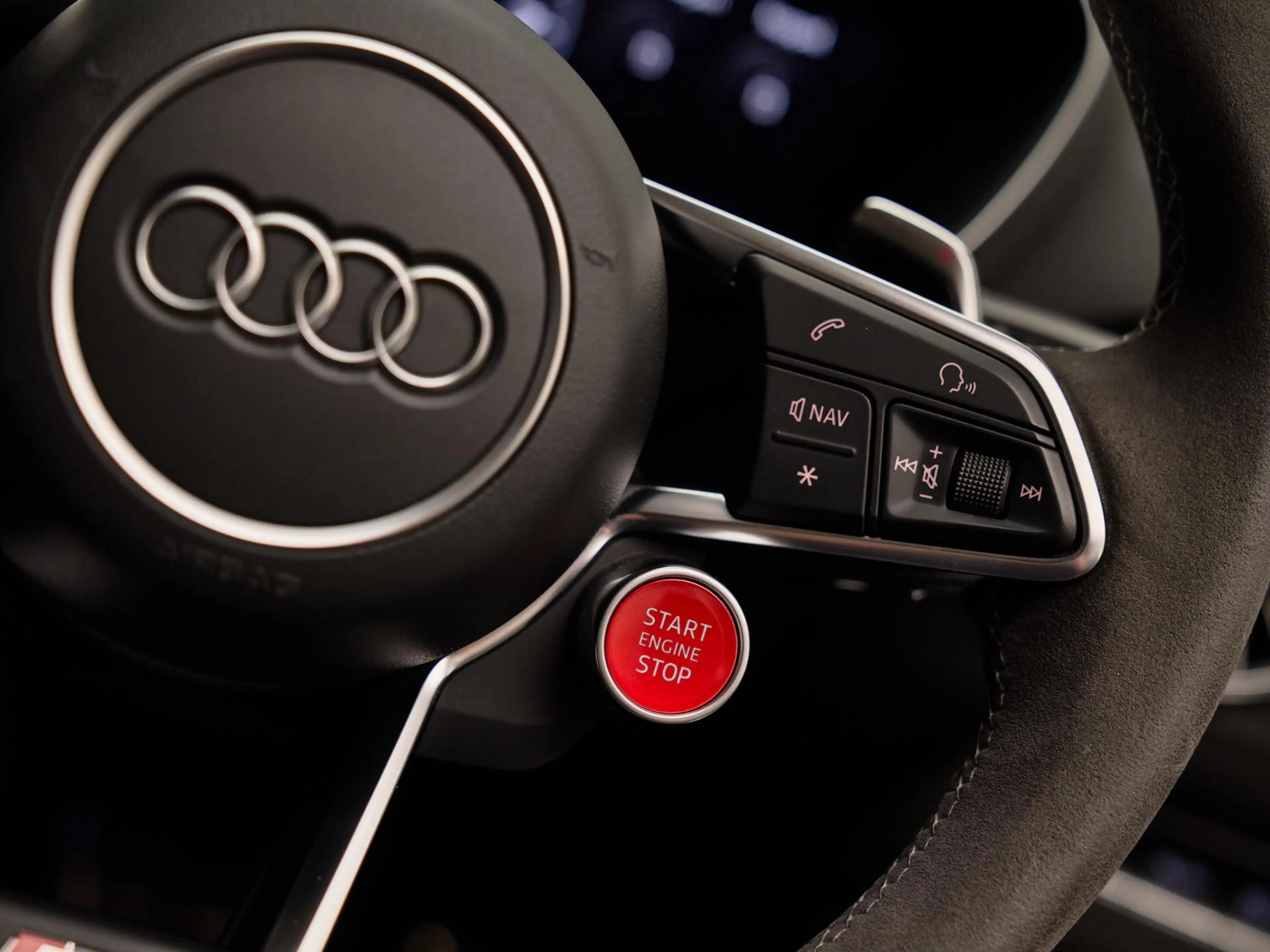 Audi TT RS Roadster 2.5 TFSI Quattro , B&O, magnetic, matrix- — photo 14