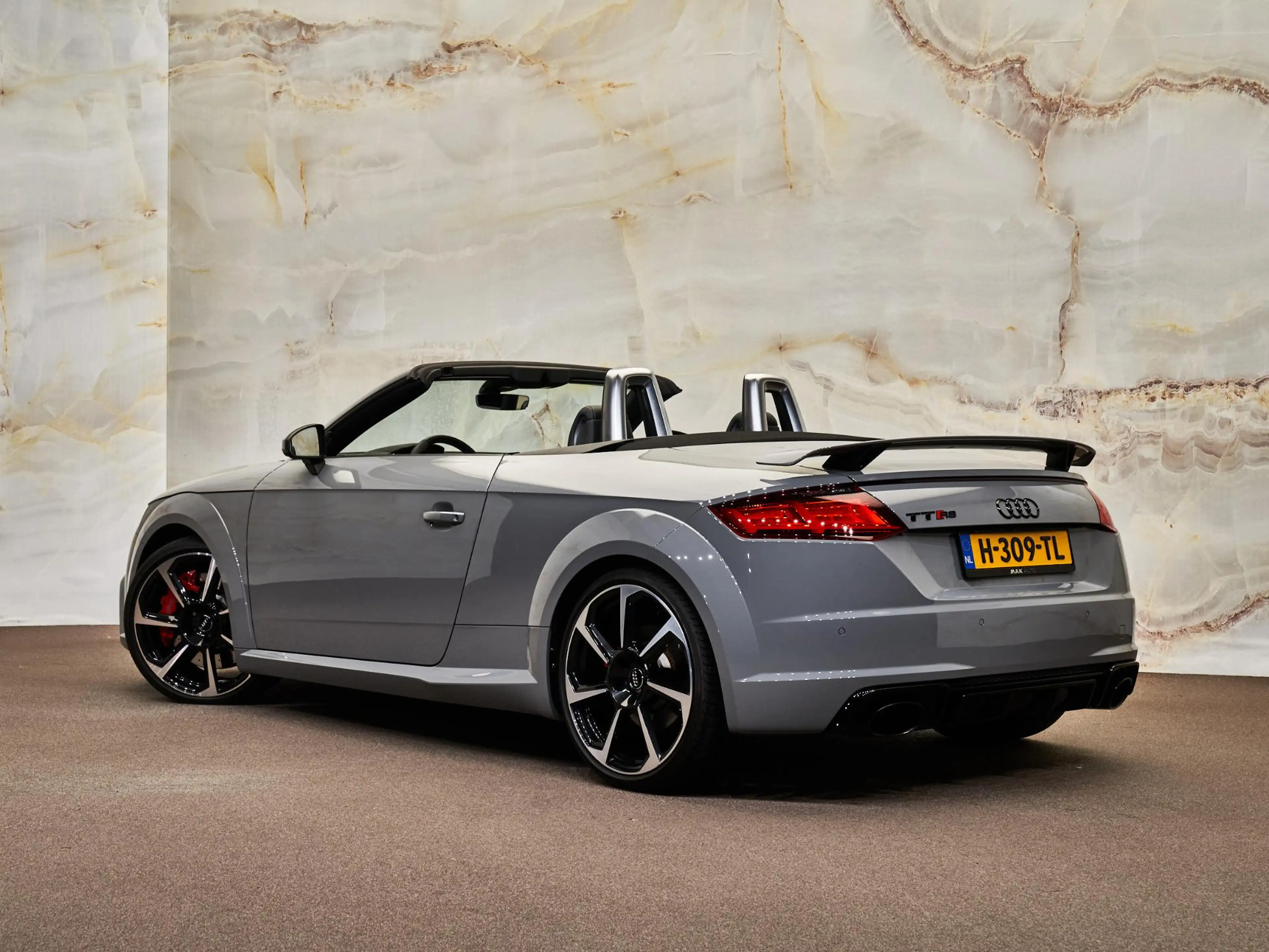 Audi TT RS Roadster 2.5 TFSI Quattro , B&O, magnetic, matrix- — photo 3