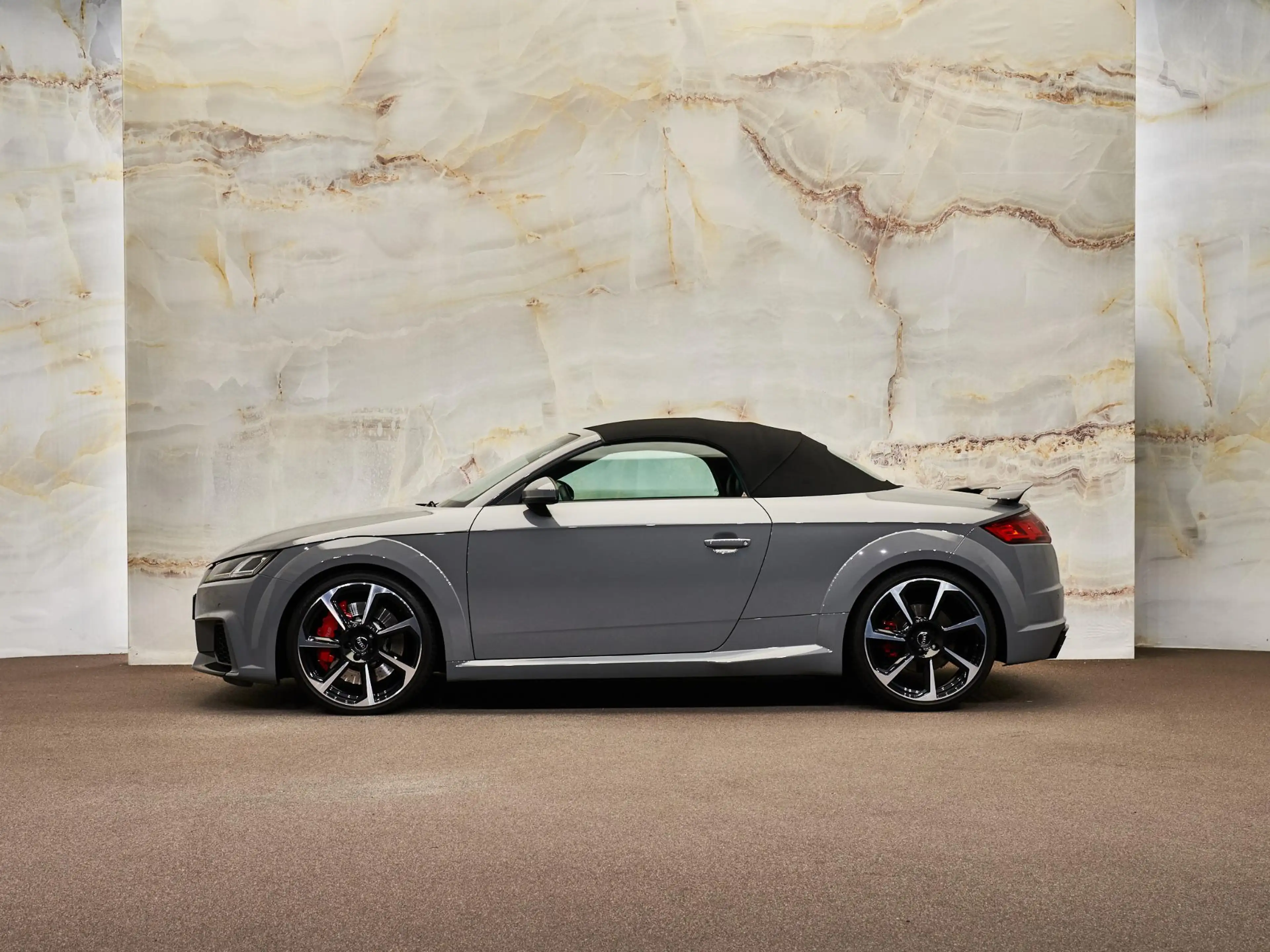Audi TT RS Roadster 2.5 TFSI Quattro , B&O, magnetic, matrix- — photo 31