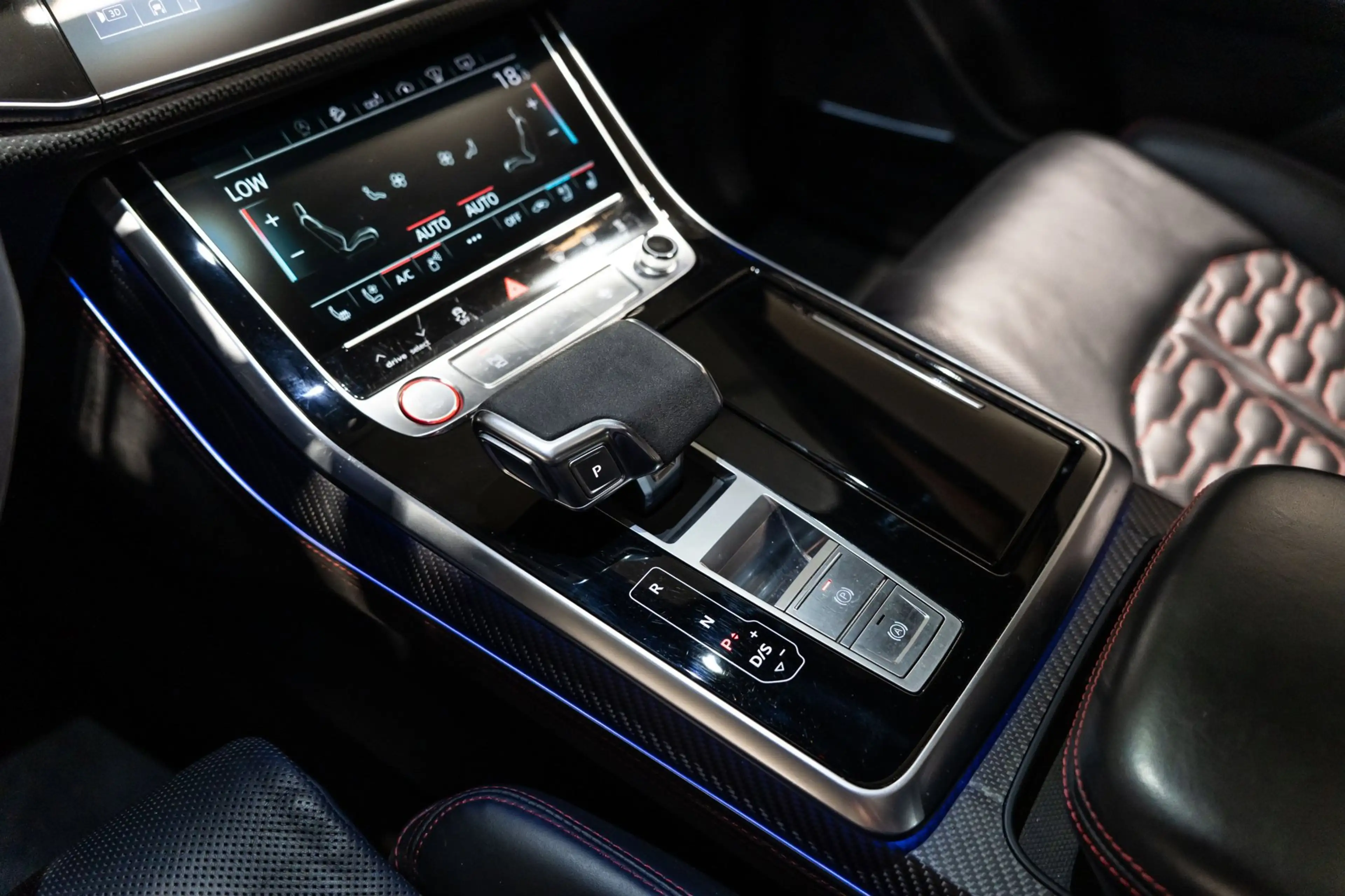 Audi RS Q8 4.0 TFSI Q8 quattro Pano Keramisch CARBON B&O 3D F — photo 40