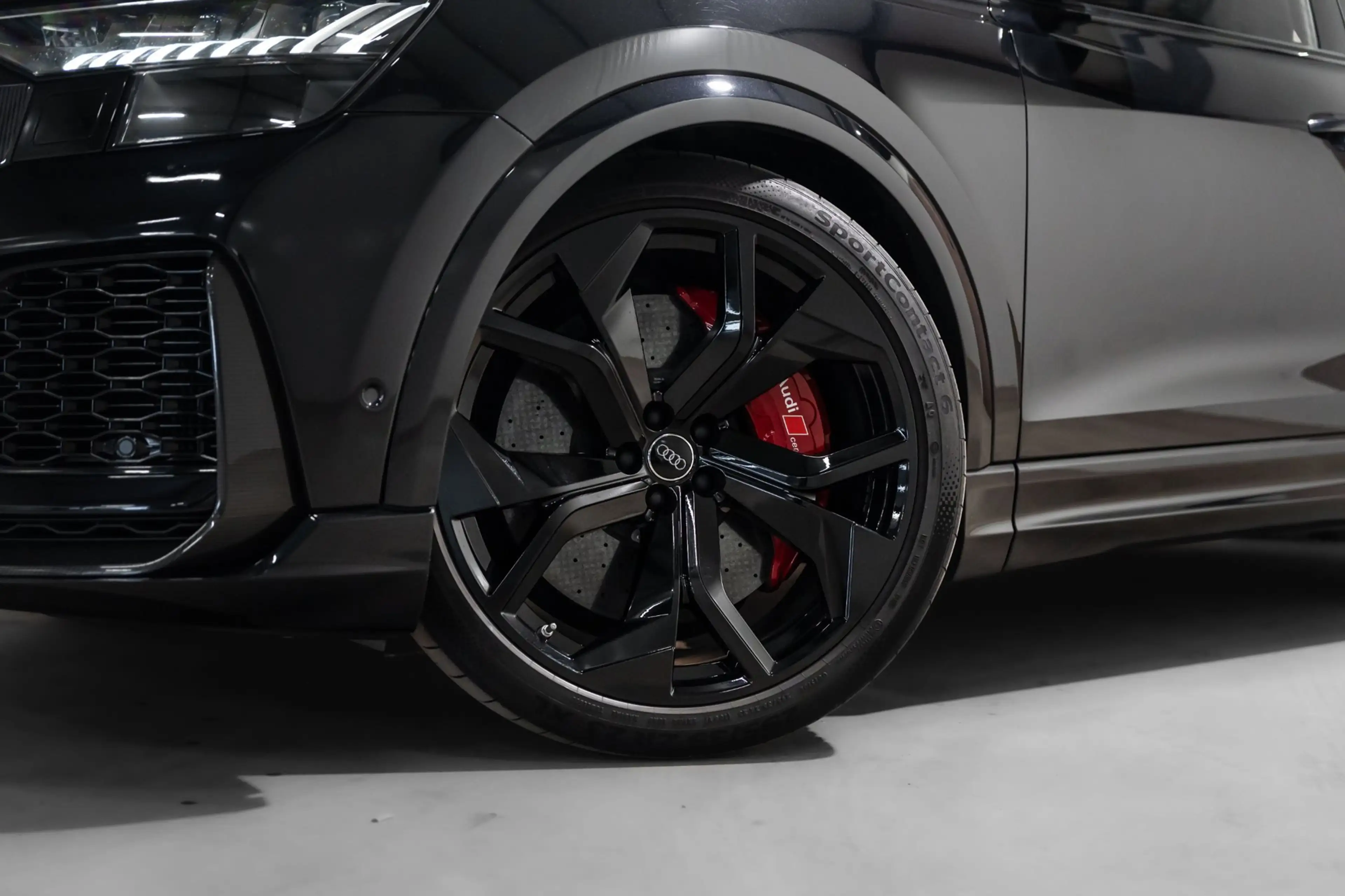 Audi RS Q8 4.0 TFSI Q8 quattro Pano Keramisch CARBON B&O 3D F — photo 3