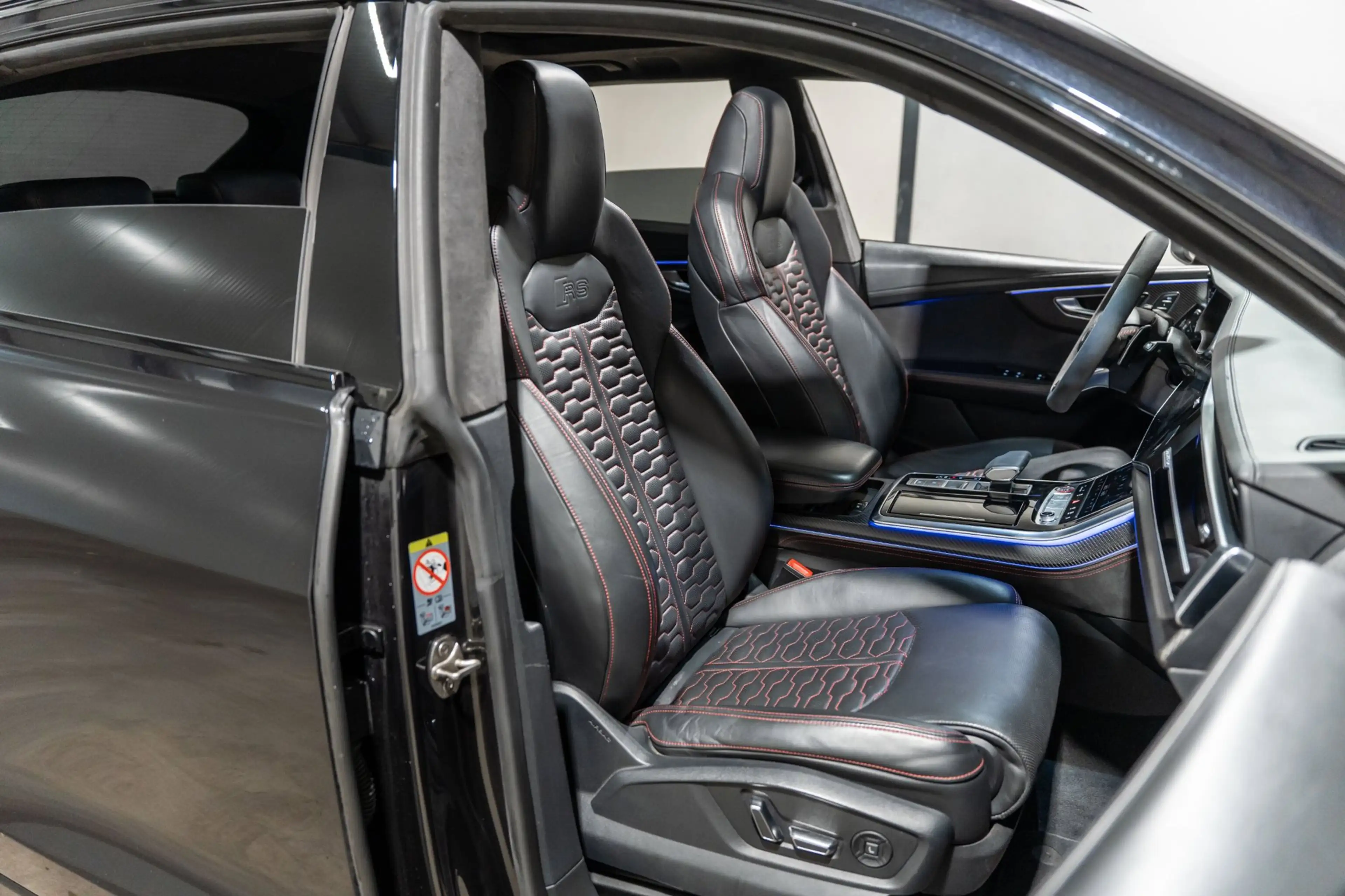 Audi RS Q8 4.0 TFSI Q8 quattro Pano Keramisch CARBON B&O 3D F — photo 16
