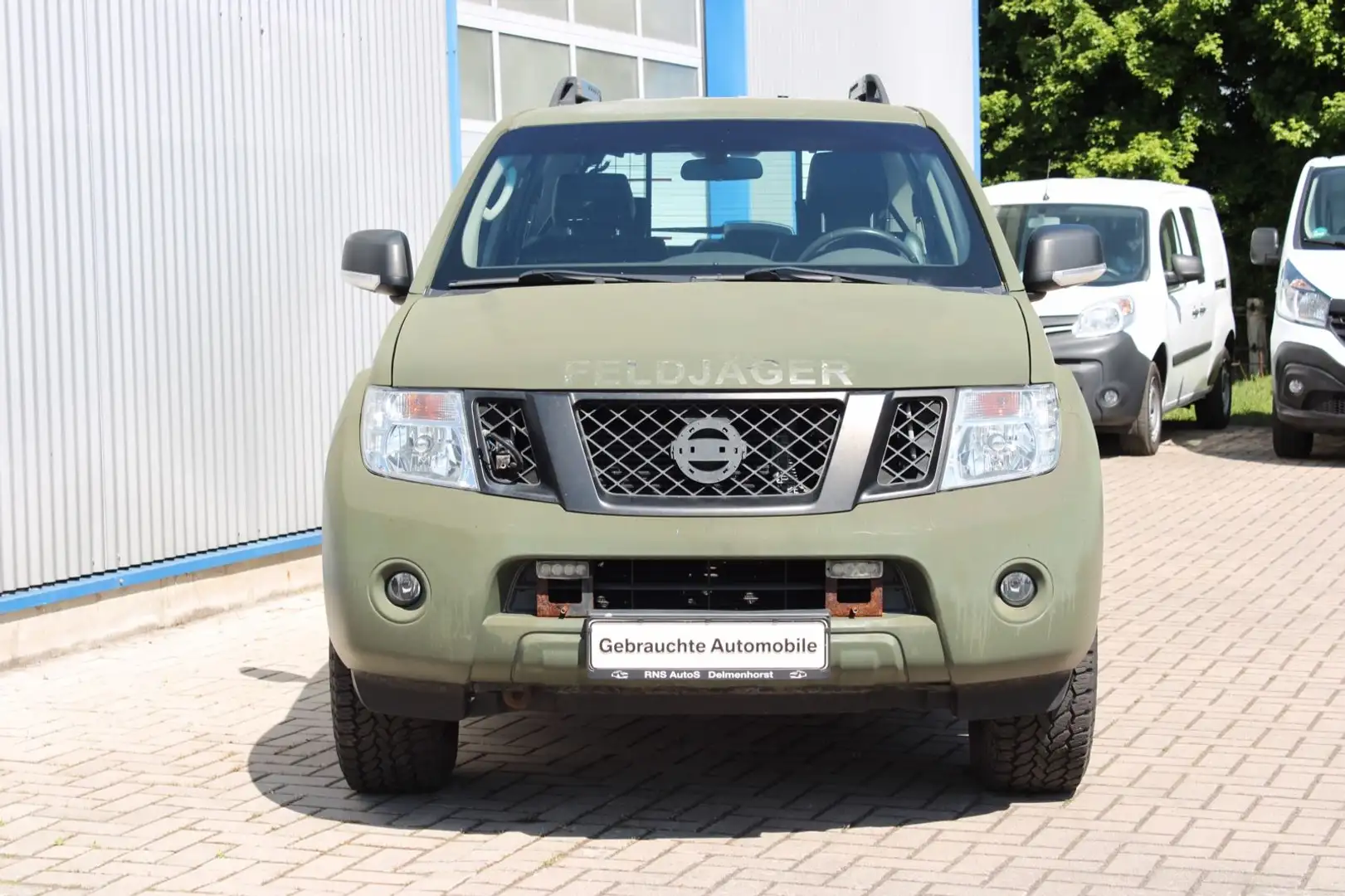 Nissan Pathfinder 2.5 dCi 4WD,AHK, Standhzg.Bundeswehr Green - 2