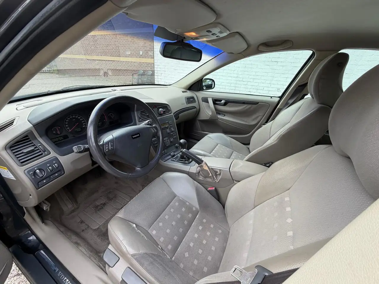 Volvo S60 2.4 Edition - APK 11/2026 - RIJDT & SCHAKELT GOED, foto 9