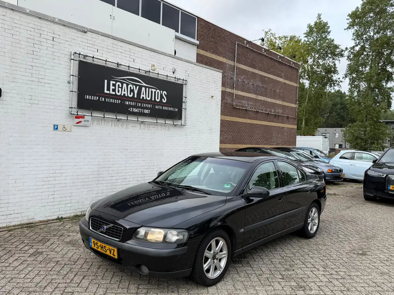 Volvo S60 2.4 Edition - APK 11/2026 - RIJDT & SCHAKELT GOED, foto 2