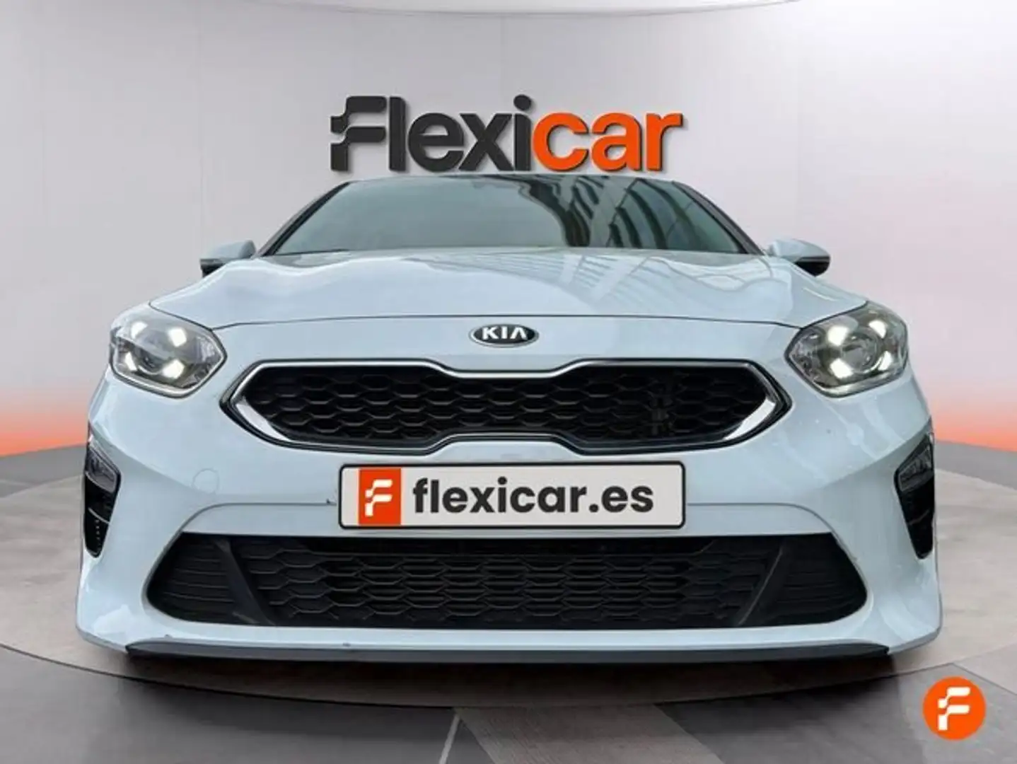 Kia 1.4 T-GDi 103kW (140CV) Business DCT Blanco - 2