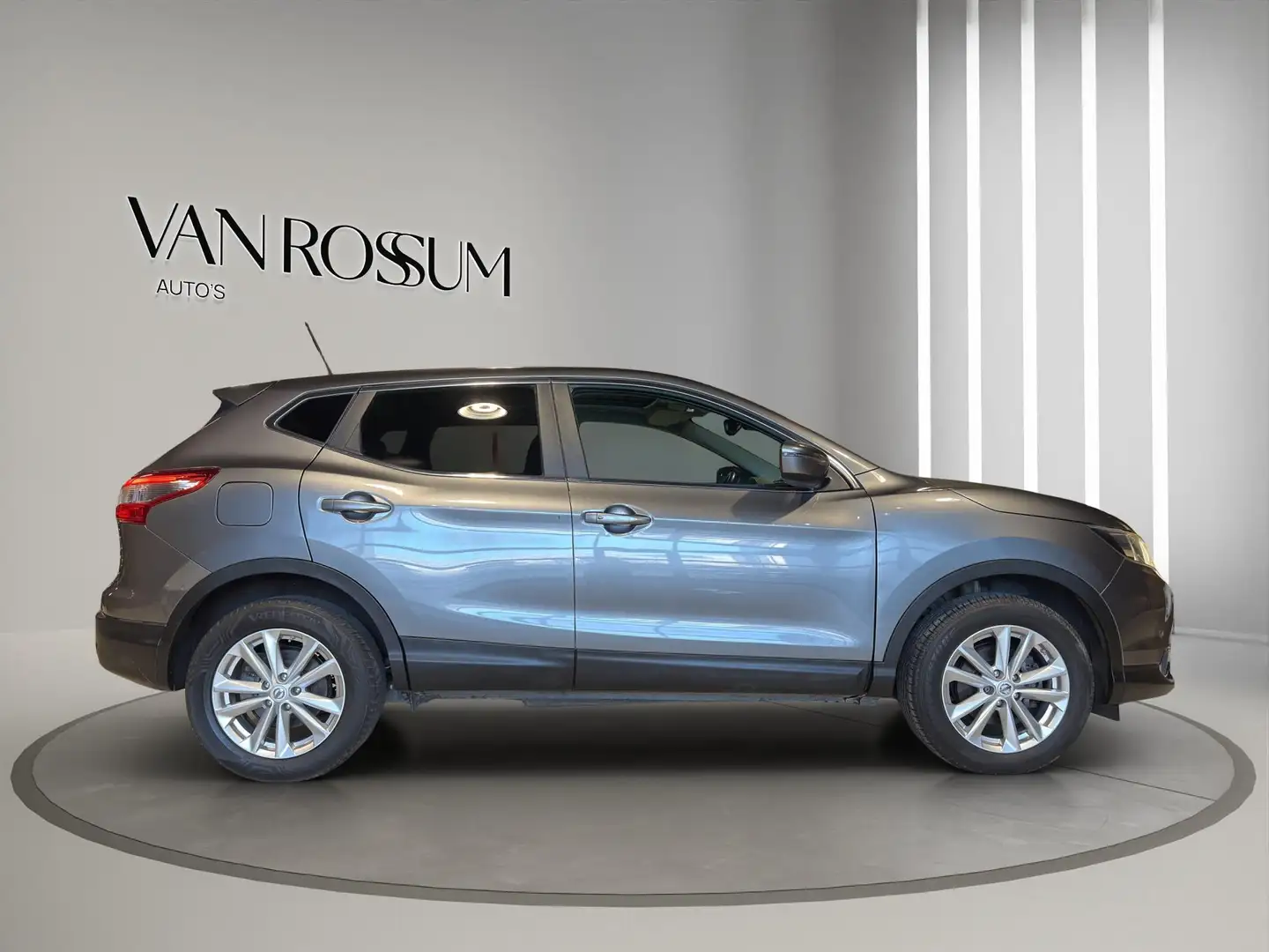 Nissan Qashqai 1.2 Connect Edition Automaat | Camera | Panoramada Grau - 2