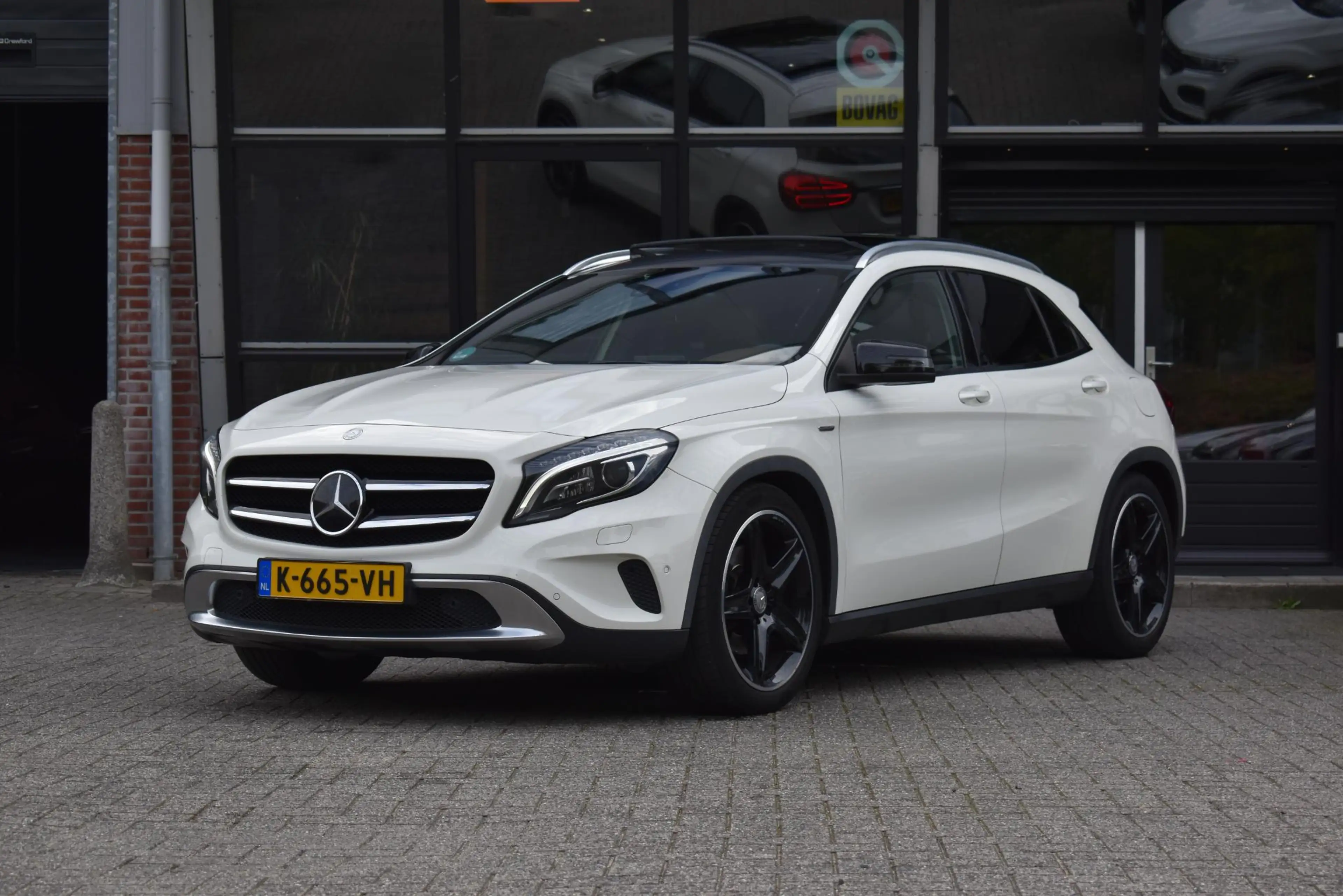 Mercedes-Benz GLA 250 4Matic Edition 1 Pano ACC Camera Trekhaak — photo 3