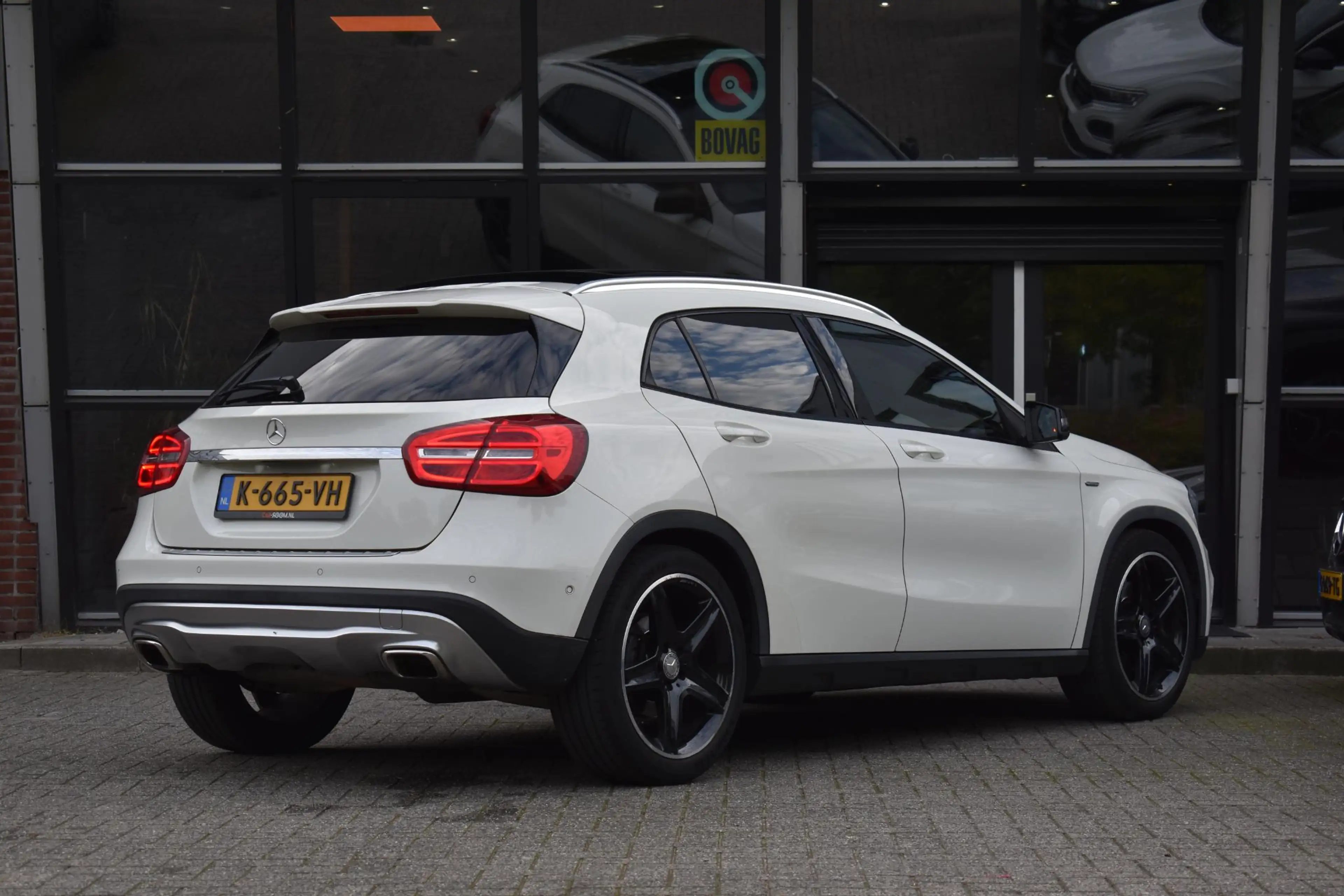 Mercedes-Benz GLA 250 4Matic Edition 1 Pano ACC Camera Trekhaak — photo 5