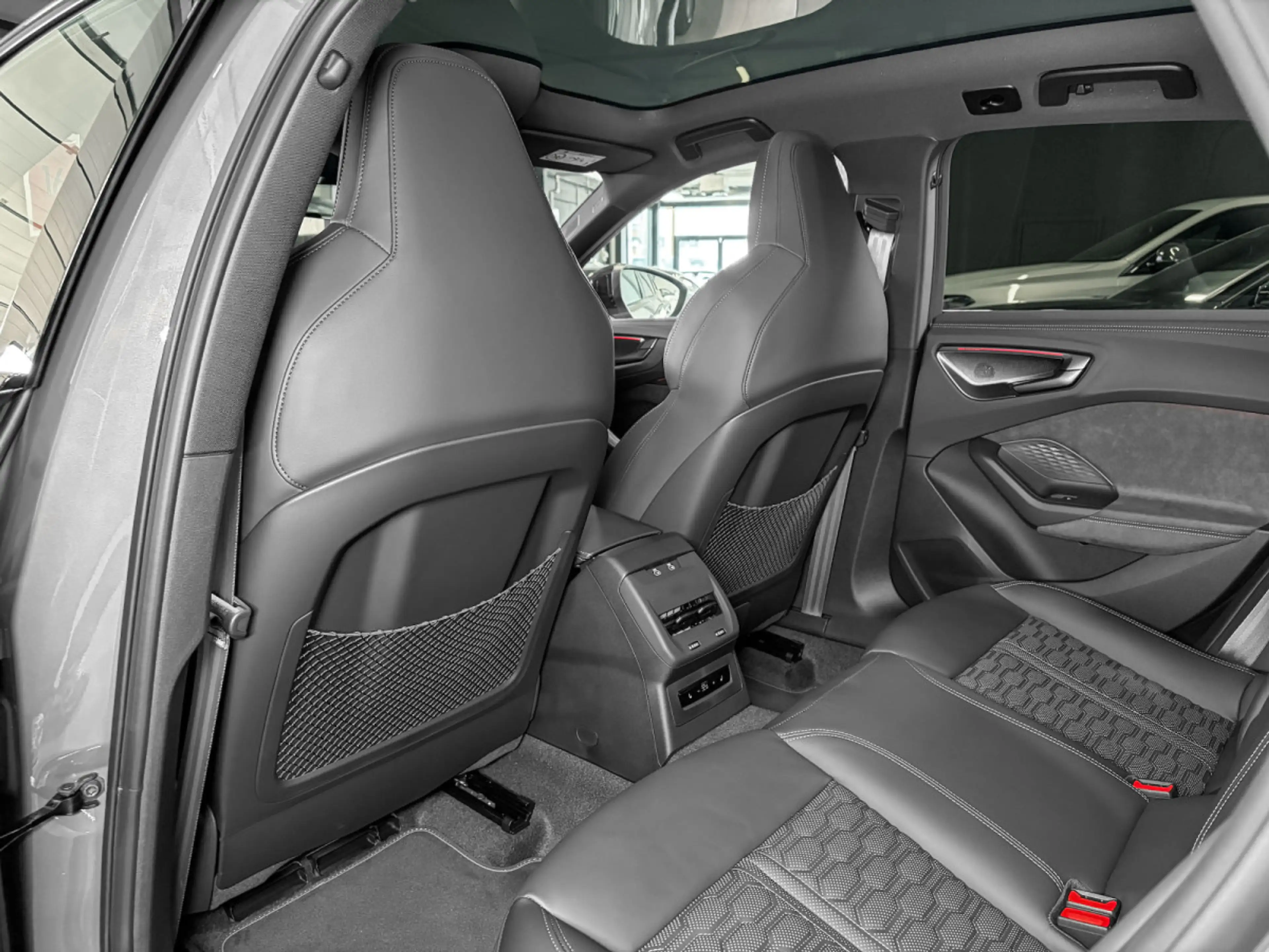 Audi RS5 Audi RS5 Avant Performance Facelift - Gris Plateau — photo 8