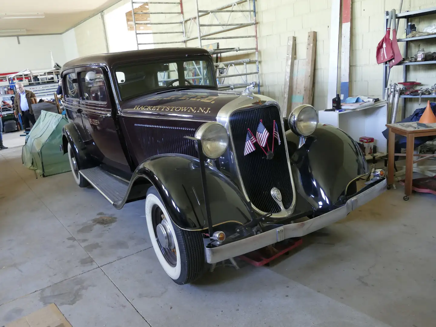 Dodge Sedan Negru - 1