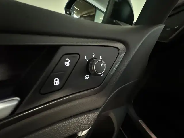 Volkswagen Golf view 15