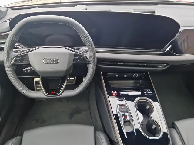 Audi A6 view 10
