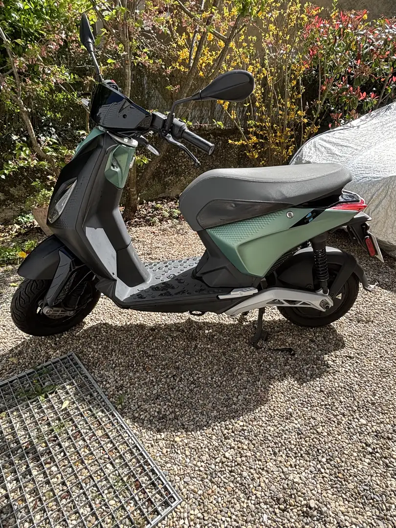 Piaggio Piaggio 1 Černá - 2