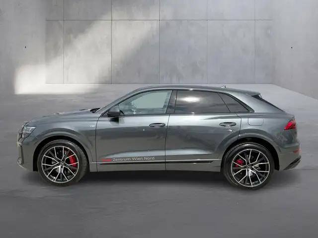 Audi Q8 view 2