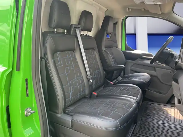 Ford Transit Custom view 8