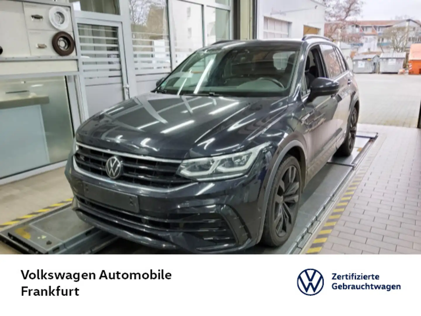 Volkswagen Tiguan 2.0 TDI R-Line Navi IQ.LIGHT - LED-Matrix Schwarz - 1