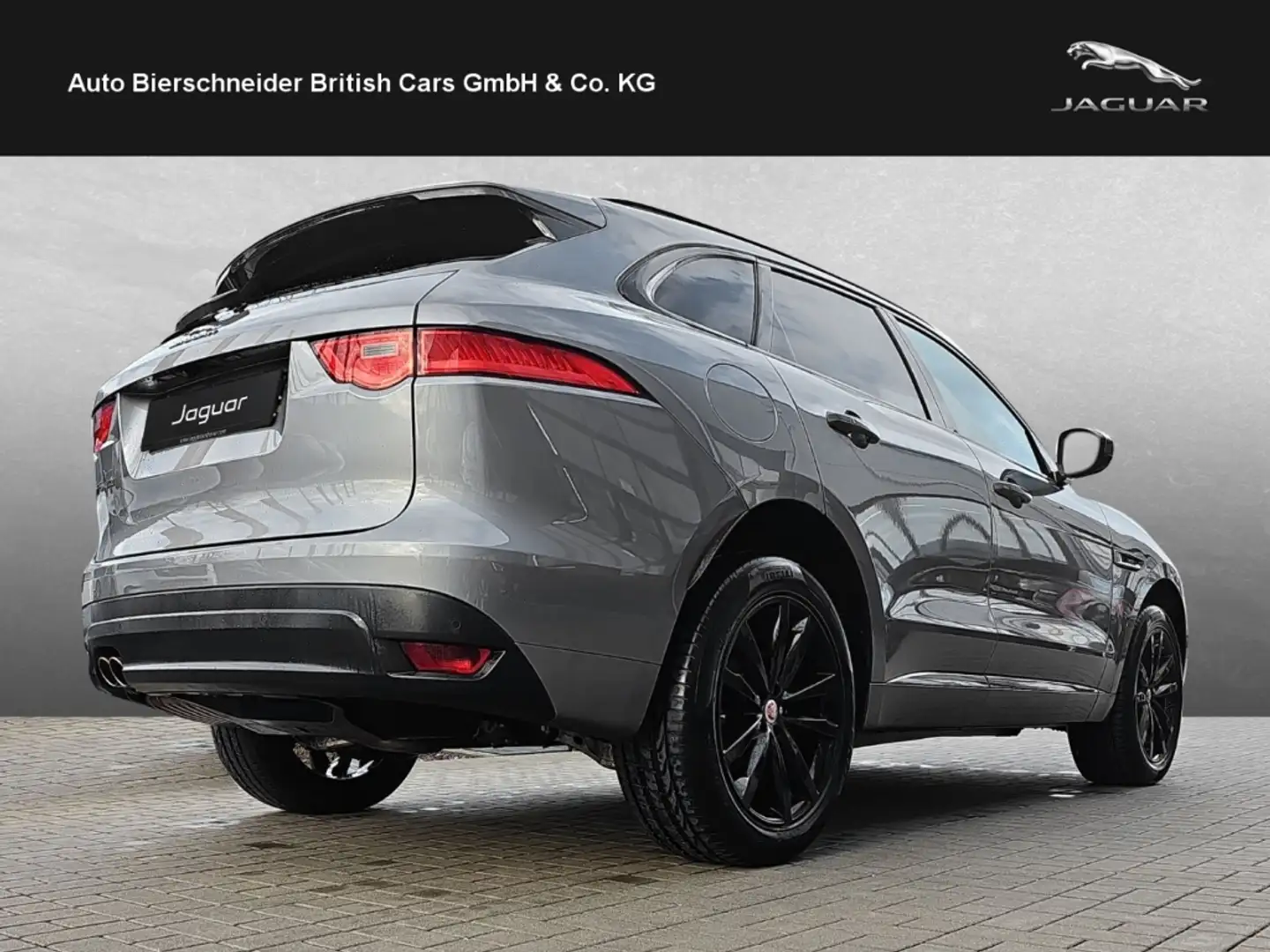 Jaguar F-Pace 20d Chequered Flag Grau - 2