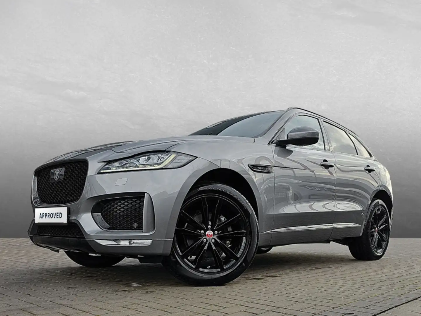 Jaguar F-Pace 20d Chequered Flag Grau - 1