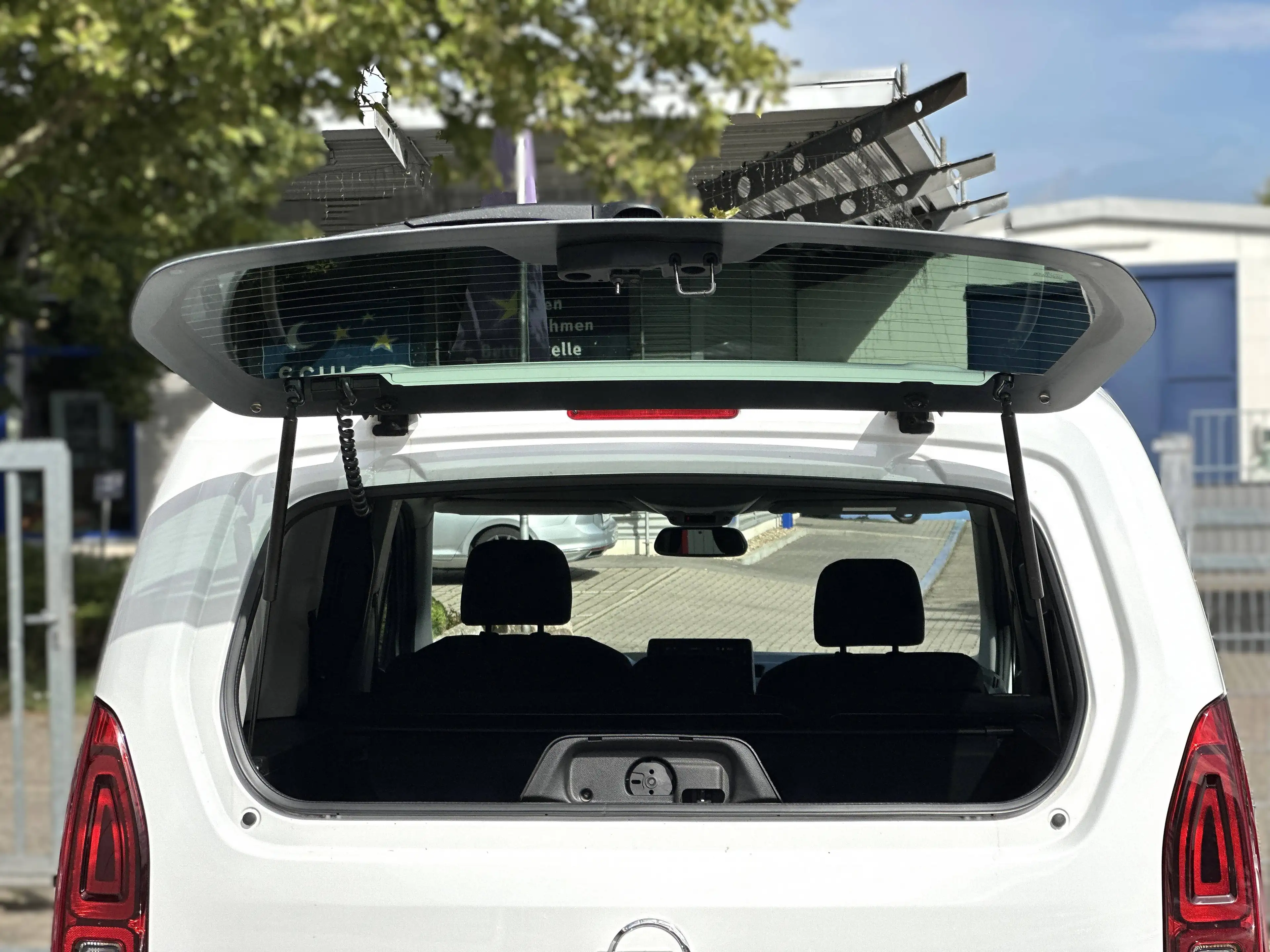 Opel Combo Life Life XL/Maxi/L2*Kamera*Navi*AHK*Parkpilot — photo 6