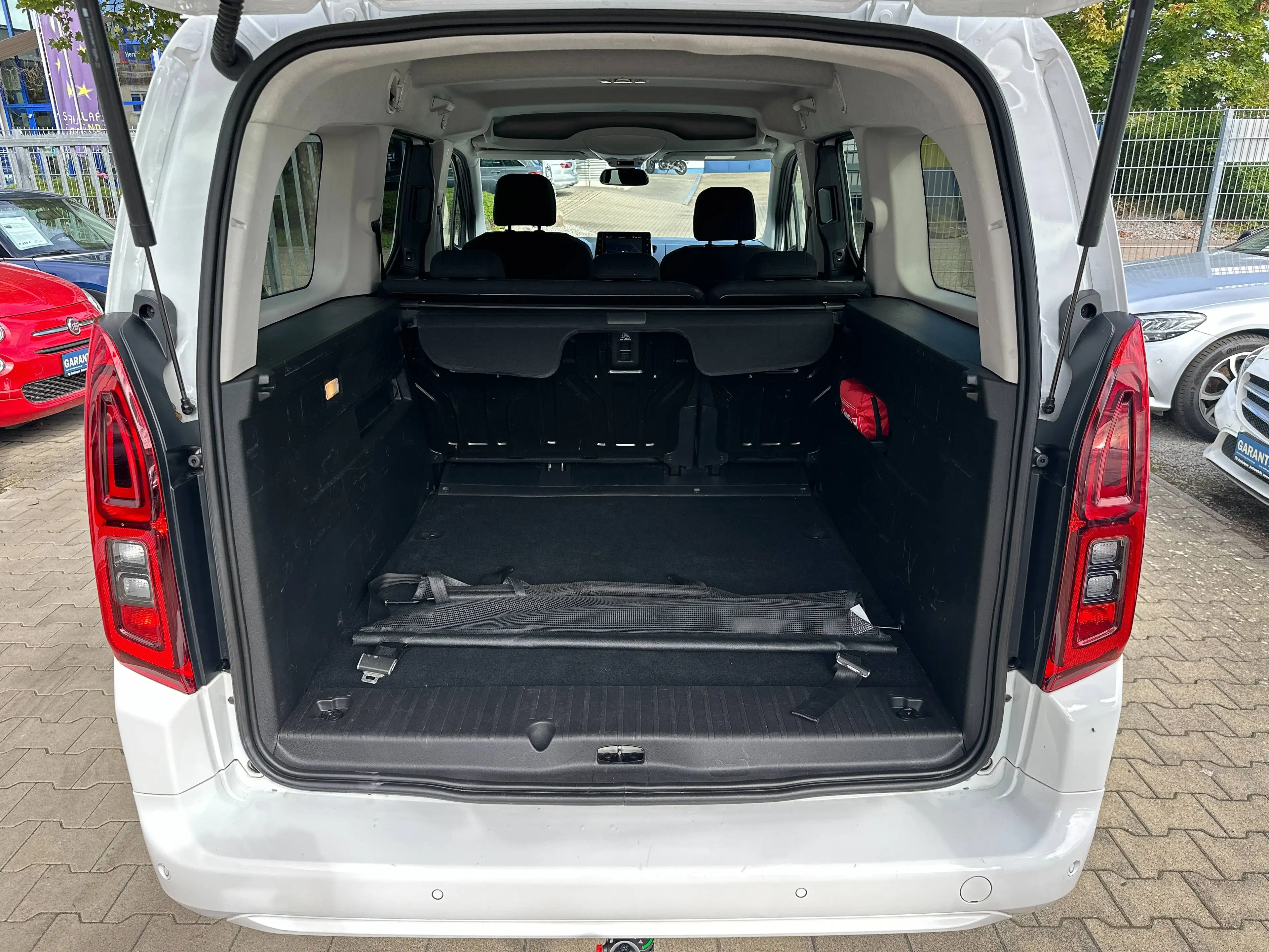 Opel Combo Life Life XL/Maxi/L2*Kamera*Navi*AHK*Parkpilot — photo 5