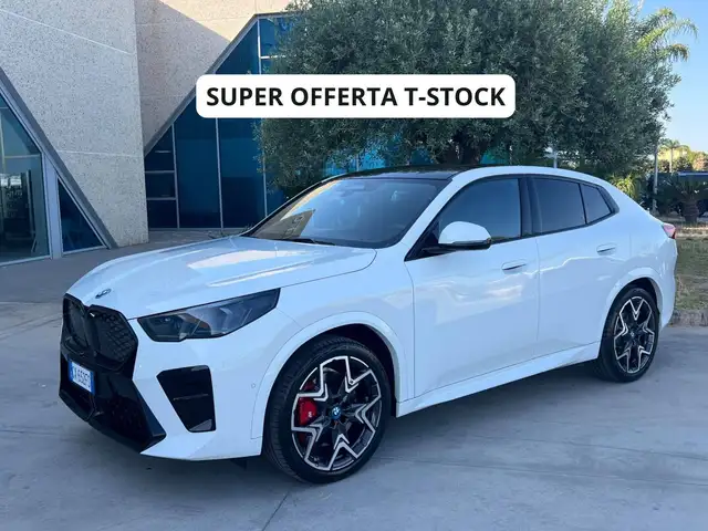 BMW iX2 xdrive 30 MSport pro - SUPER OFFERTA T-STOCK