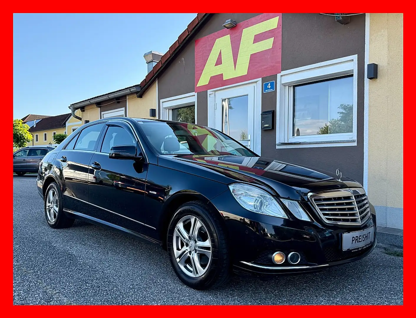 Mercedes-Benz E 220 BlueEfficiency CDI Aut. | AUT | AHK | SCHIEBEDACH Noir - 1