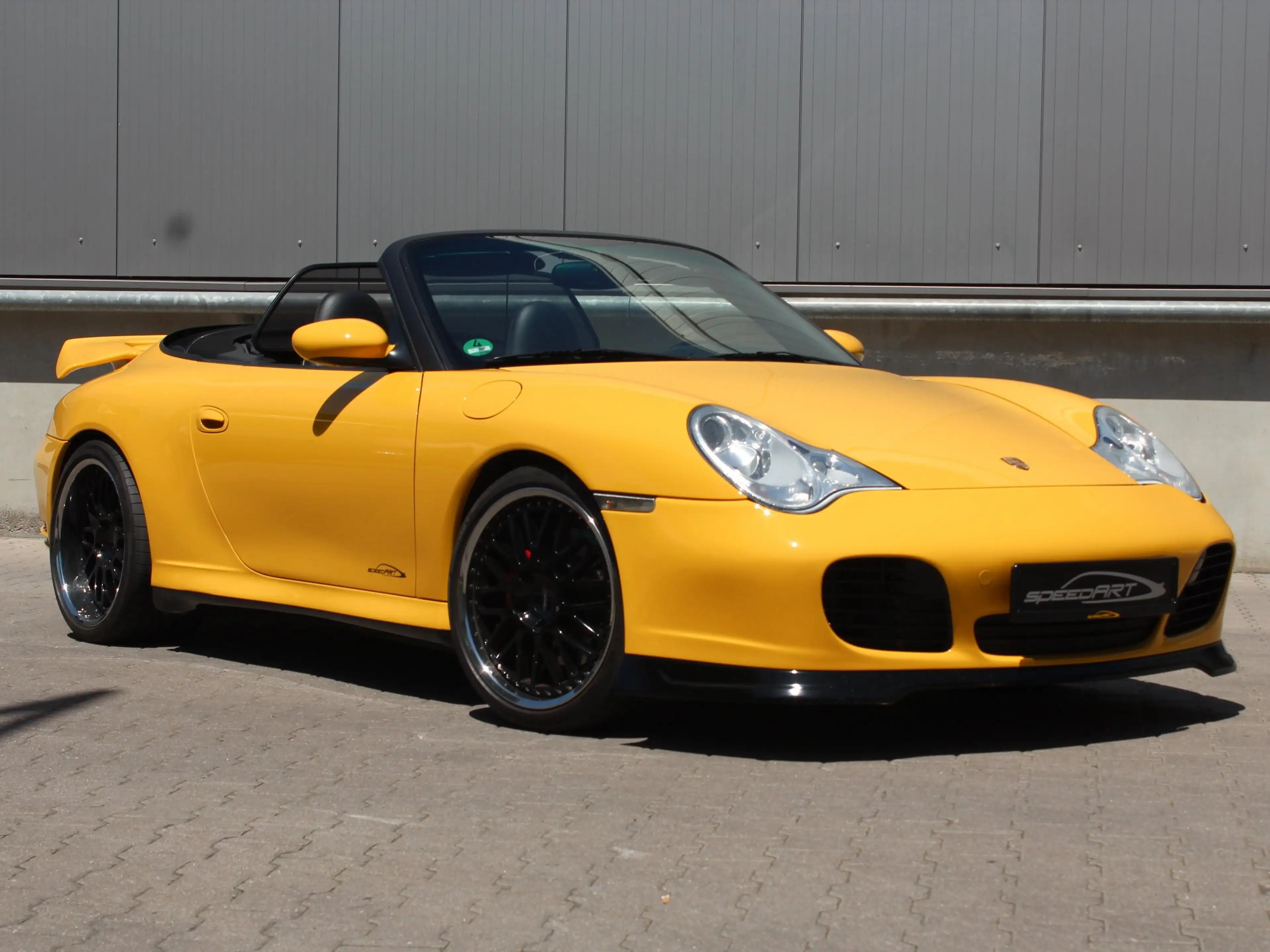 Porsche 996 911/996 Carrera 4S: 19", Klappe, Scheckheft, top!
