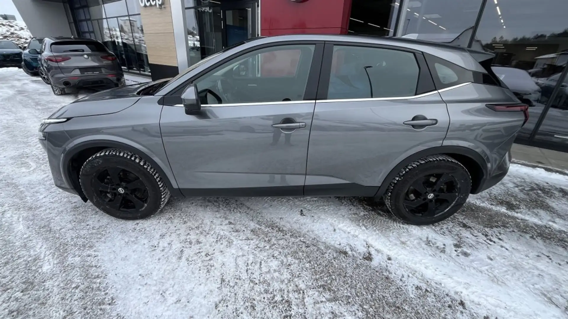 Nissan Qashqai 1,3 DIG-T MHEV Acenta Grau - 2